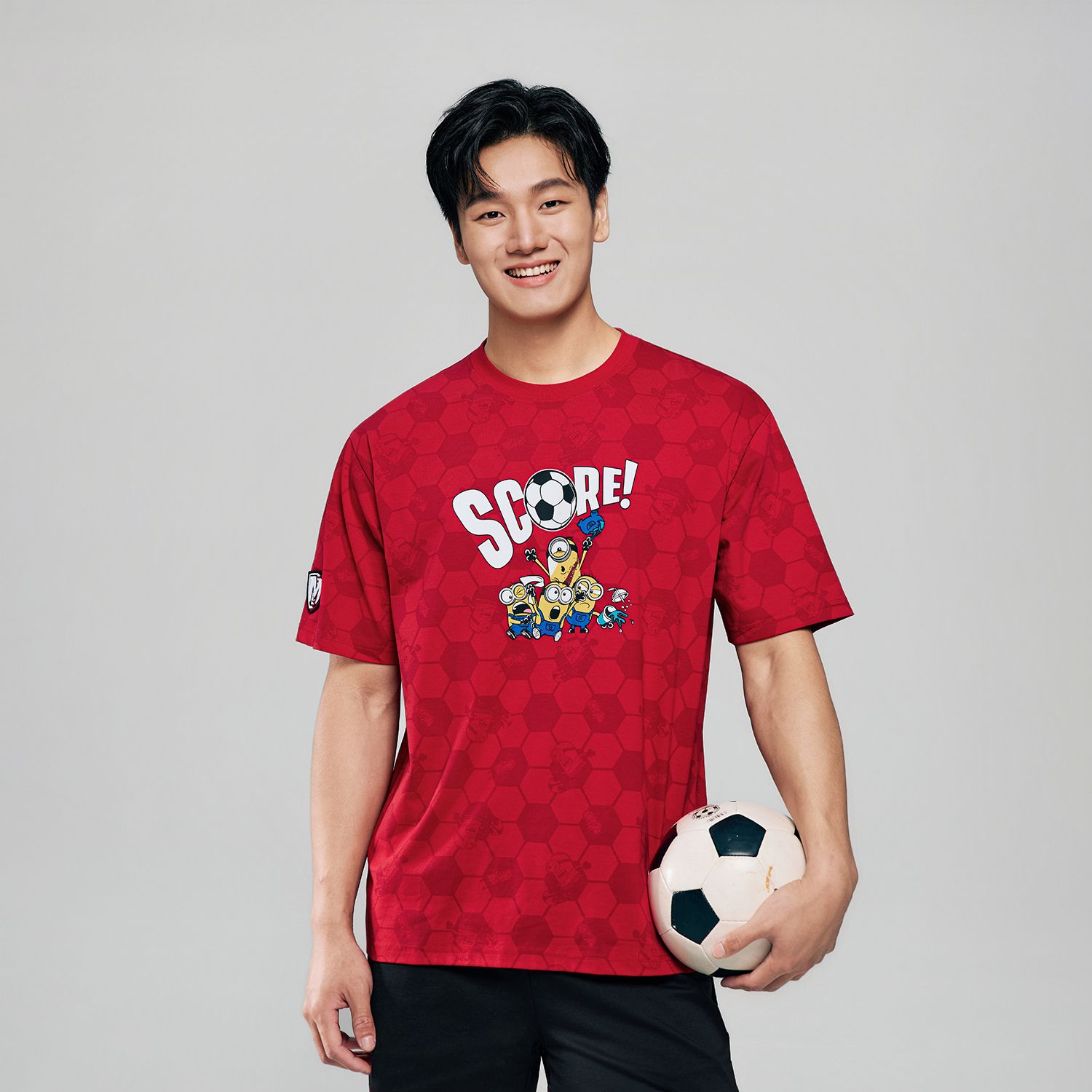 Men's Minions Relaxed Print Tee - Image 3