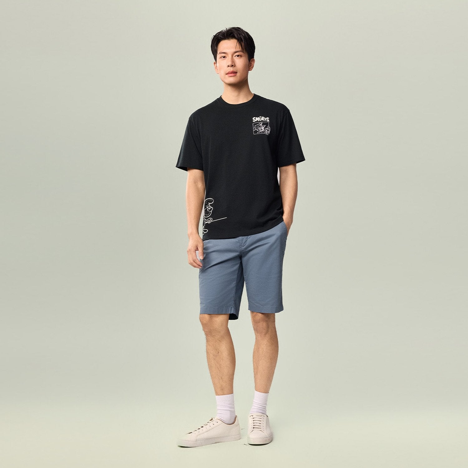 Men's Relaxed Fit Smurfs Print Crew Neck Tee - Image 1
