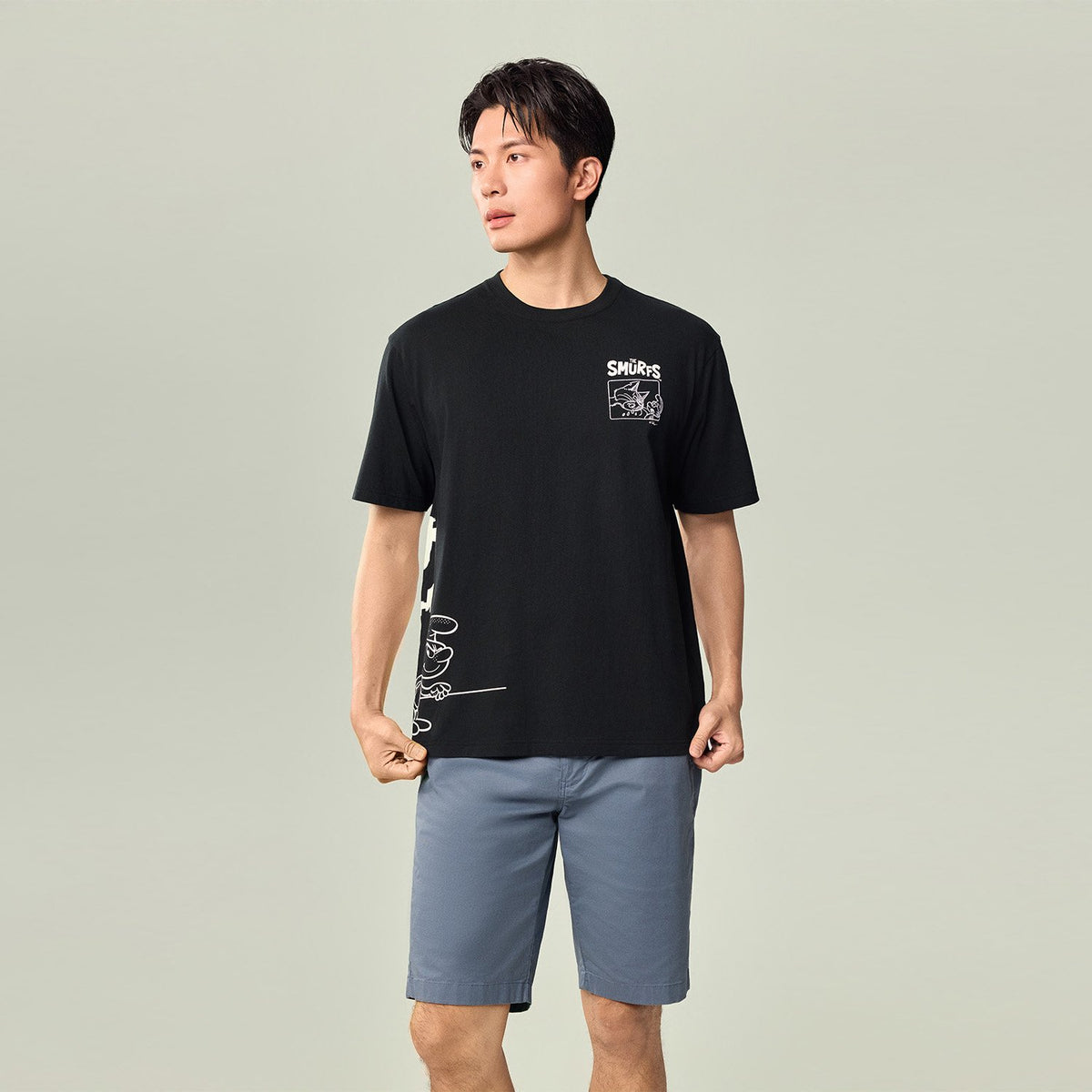 Men's Relaxed Fit Smurfs Print Crew Neck Tee - Image 3