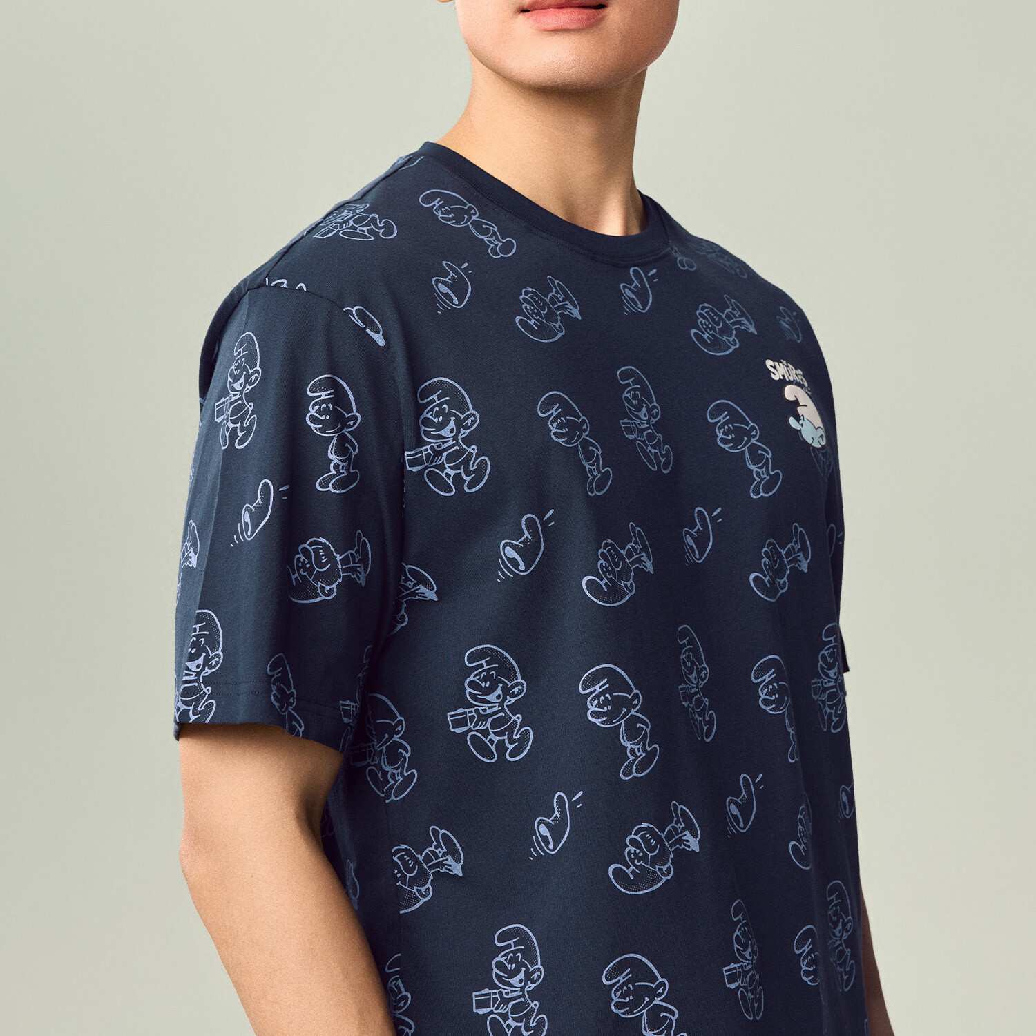 Men's  Relaxed Fit  Smurfs Print Crew Neck Tee - Image 4
