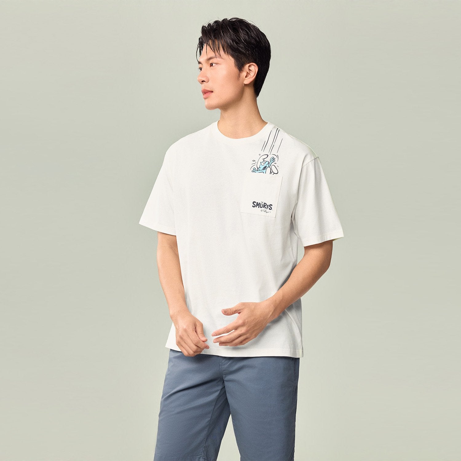 Men's Relaxed Fit Smurfs Pocket Print Crew Neck Tee - Image 5
