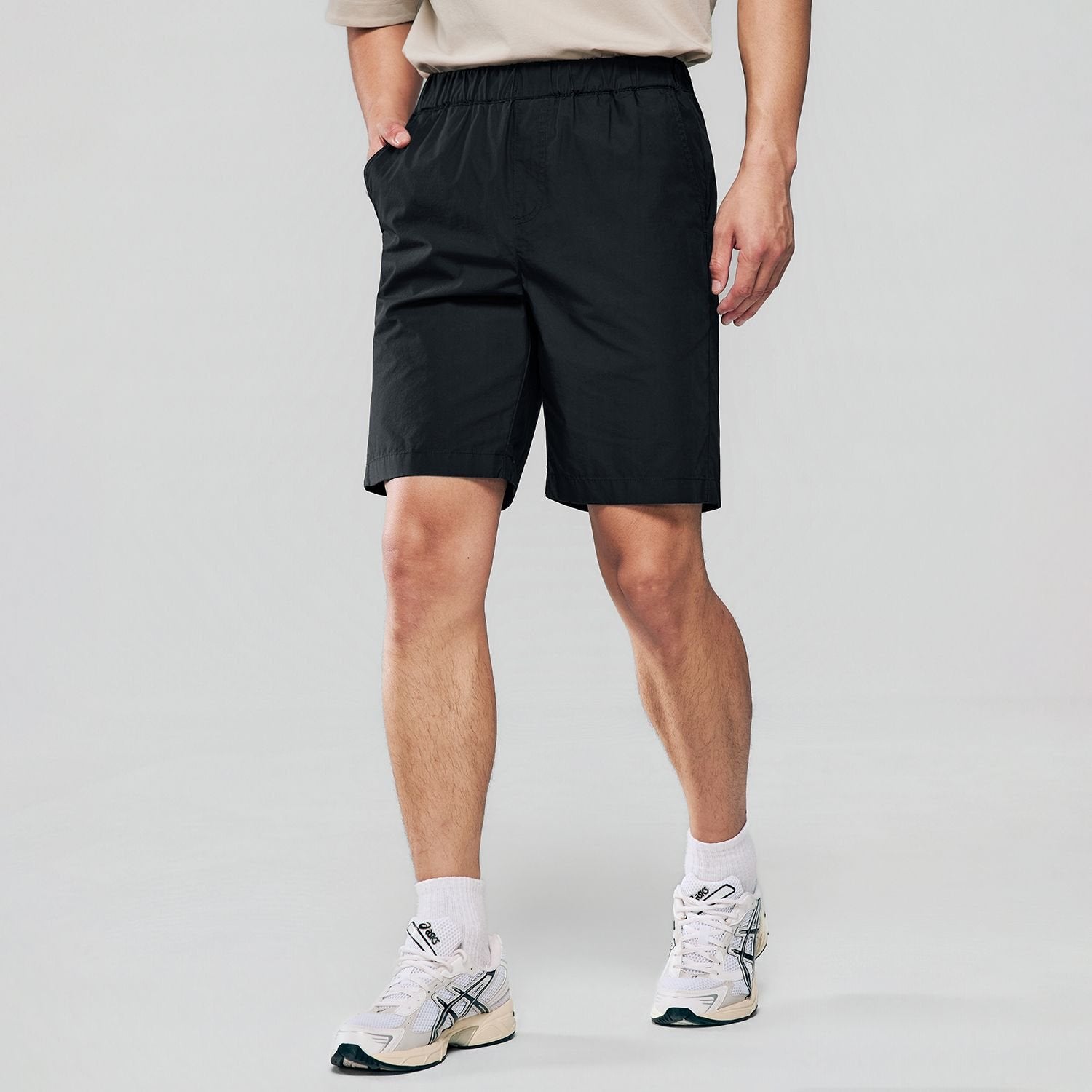 Men's Mid Rise Elastic Waist Shorts - Image 1