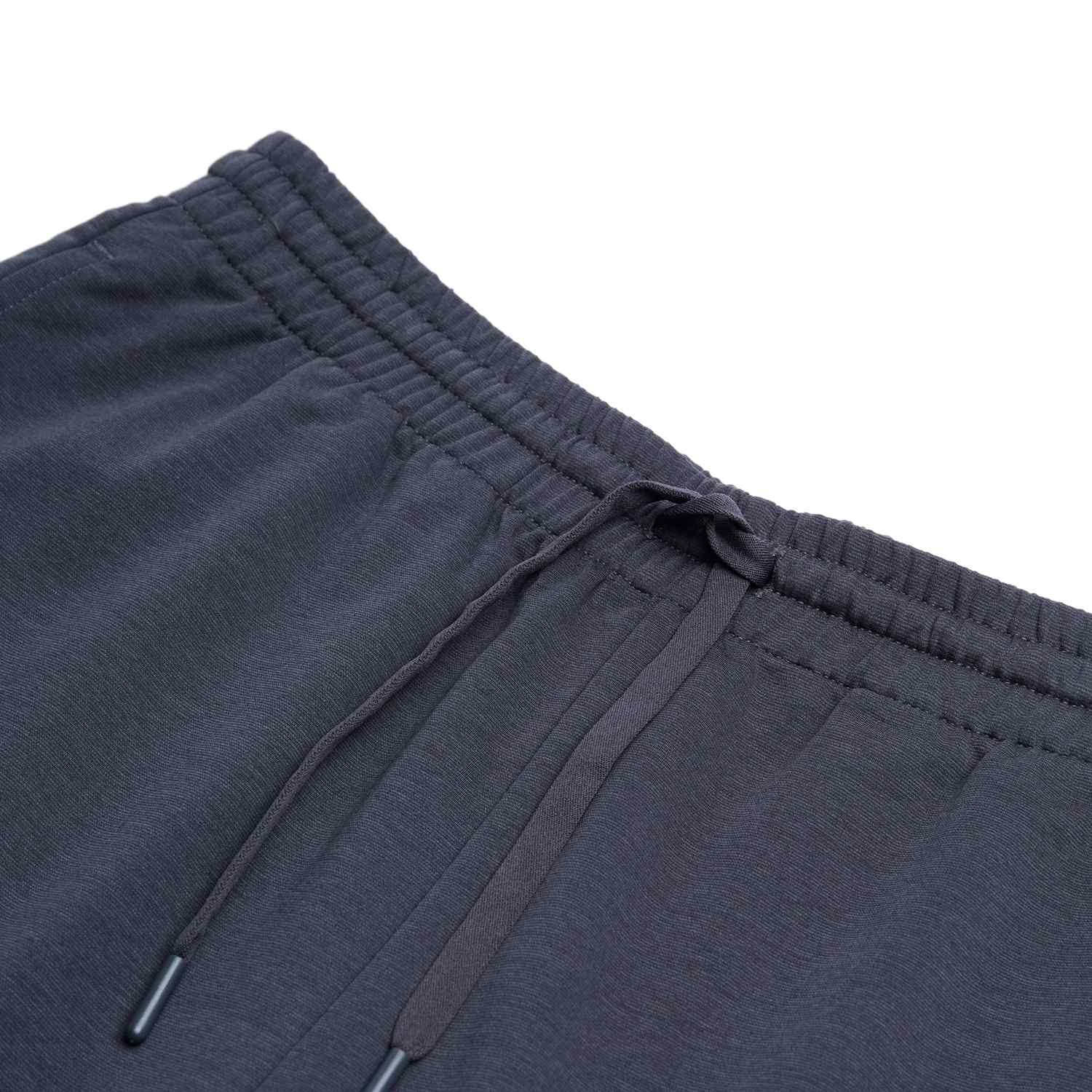 Men's  Mid Rise Regular Embroidery Shorts - Image 8