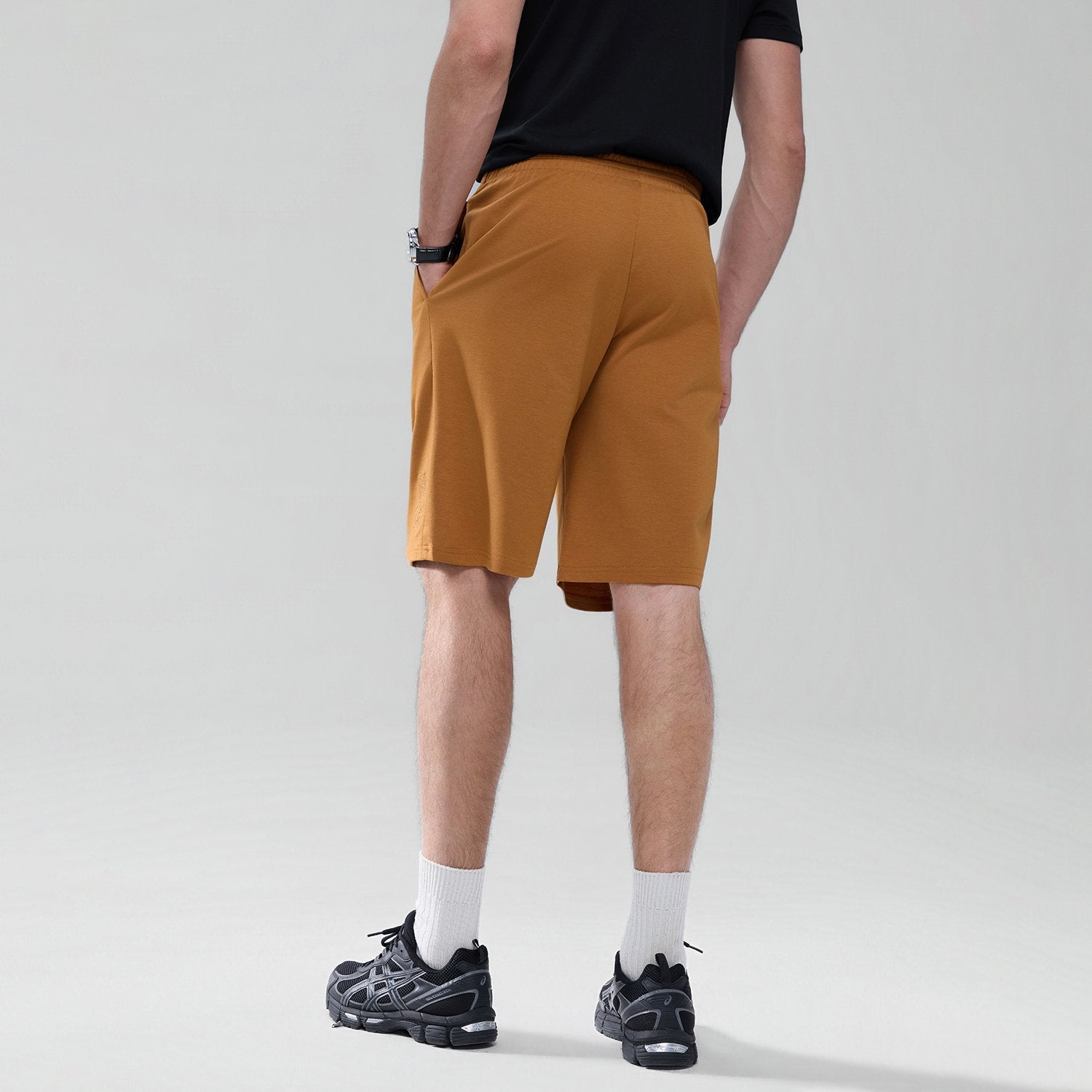 Men's  Mid Rise Regular Embroidery Shorts - Image 5
