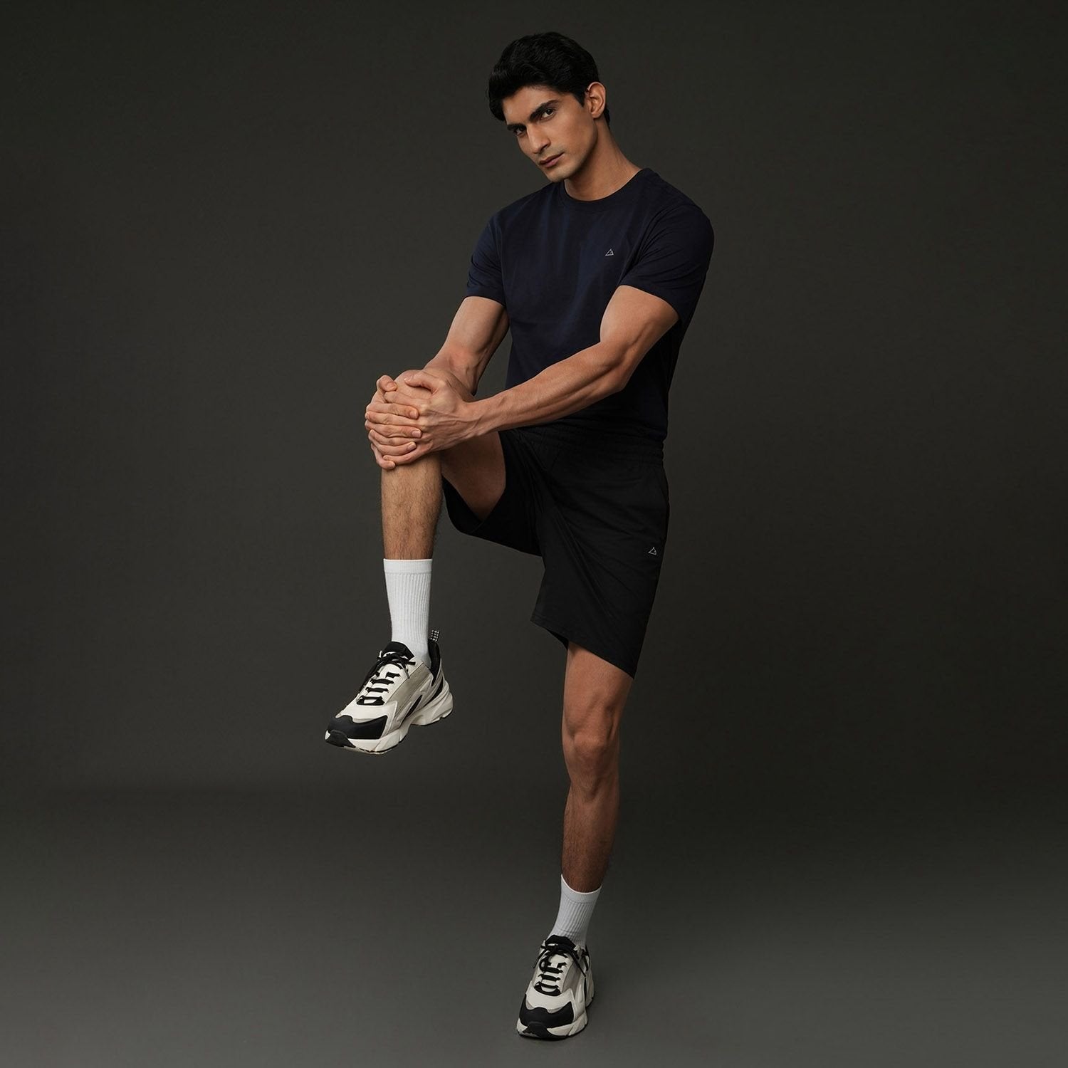 Men's G-motion Mid Rise Regular Waist Shorts - Image 8