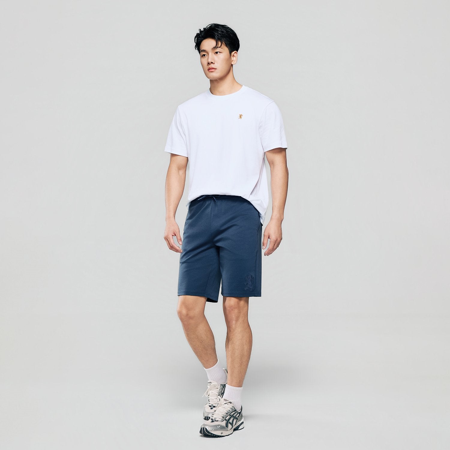 Men's Mid Rise Regular Shorts - Image 1