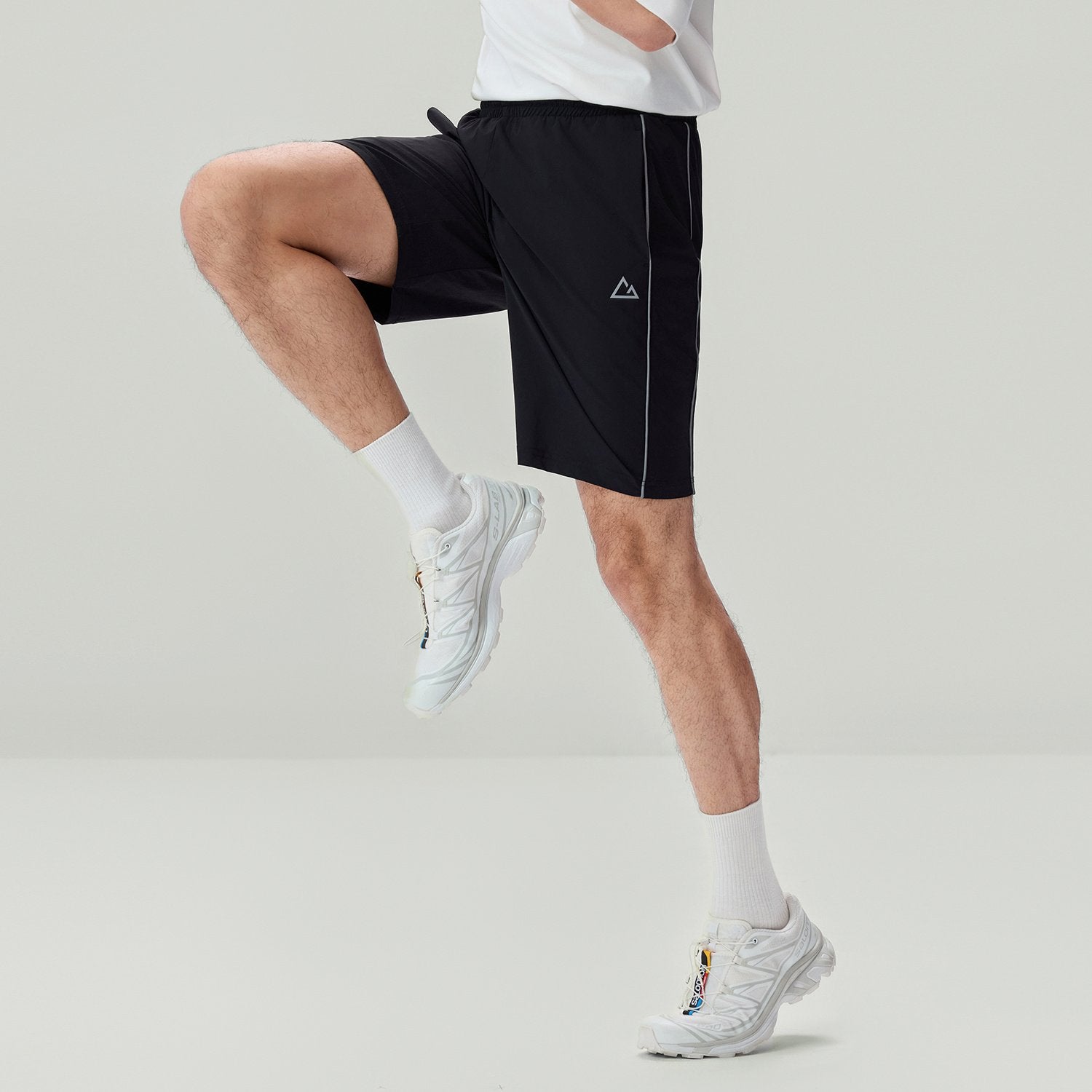 Men's Interlock Mid Rise Regular Fit G-Motion Shorts - Image 2