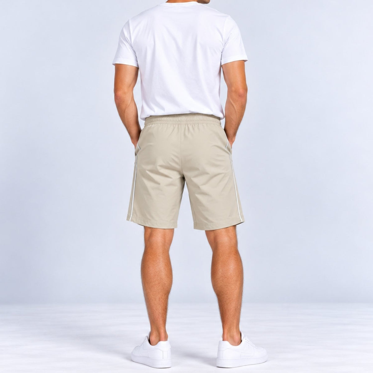 Men's Interlock Mid Rise Regular Fit G-Motion Shorts - Image 2