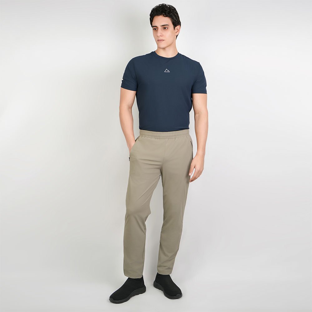 Men's G Motion  Interlock Mid Rise Slim Taper Jogger - Image 2