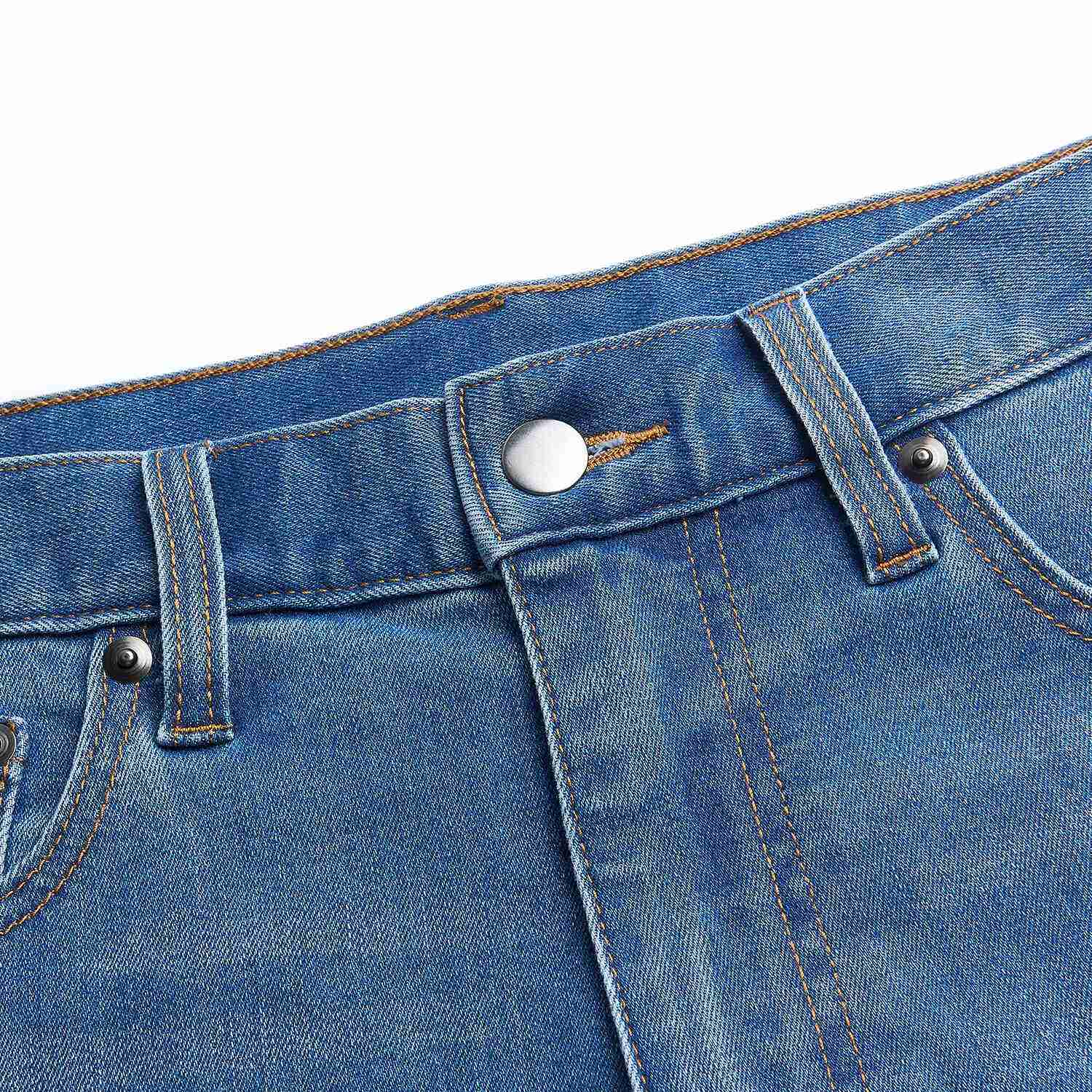 Men's  Mid Rise Tapered Jeans - Image 9