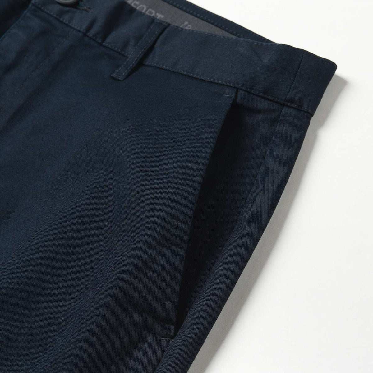 Men's Twill Mid Rise Regular Taper Khakis - Image 7