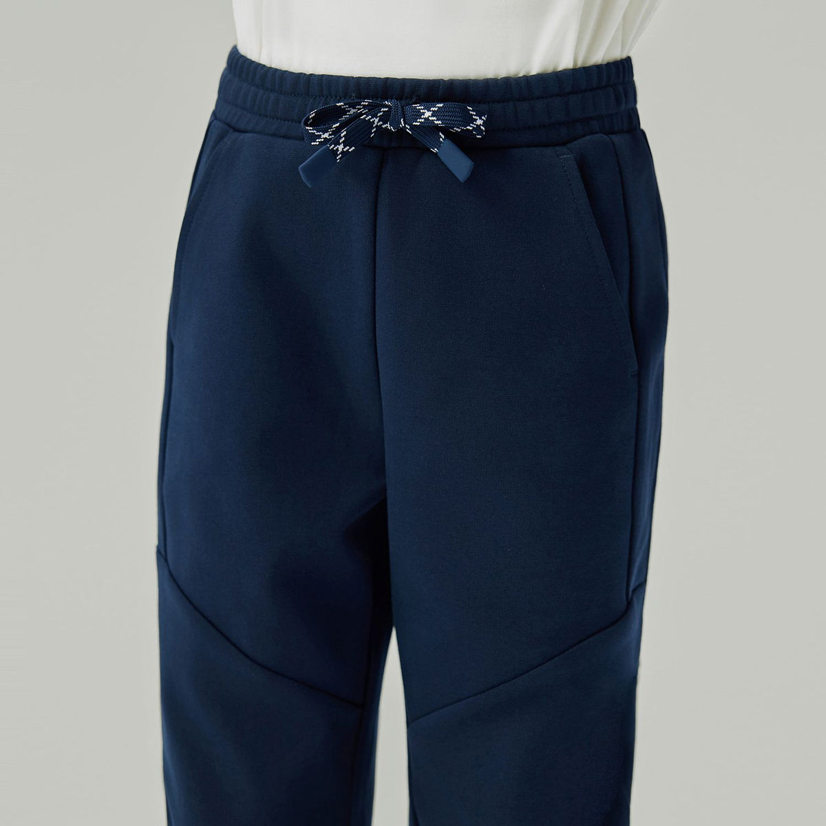 Junior's Stretch Jacquard Interlock Mid Rise Regular Fit Jogger - Image 6