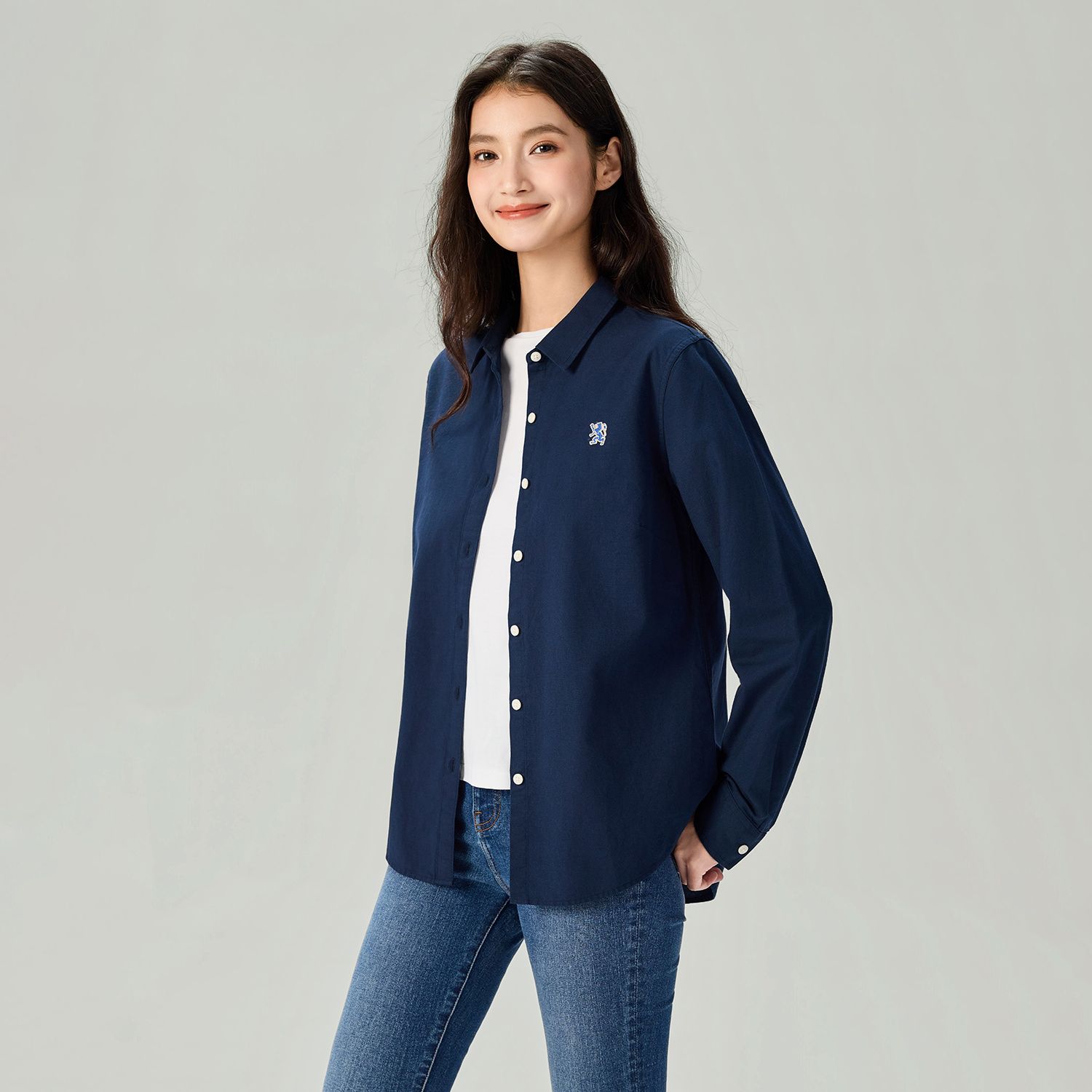 Women's Cotton Oxford Acute Collar Long Sleeve Shirt - Image 2