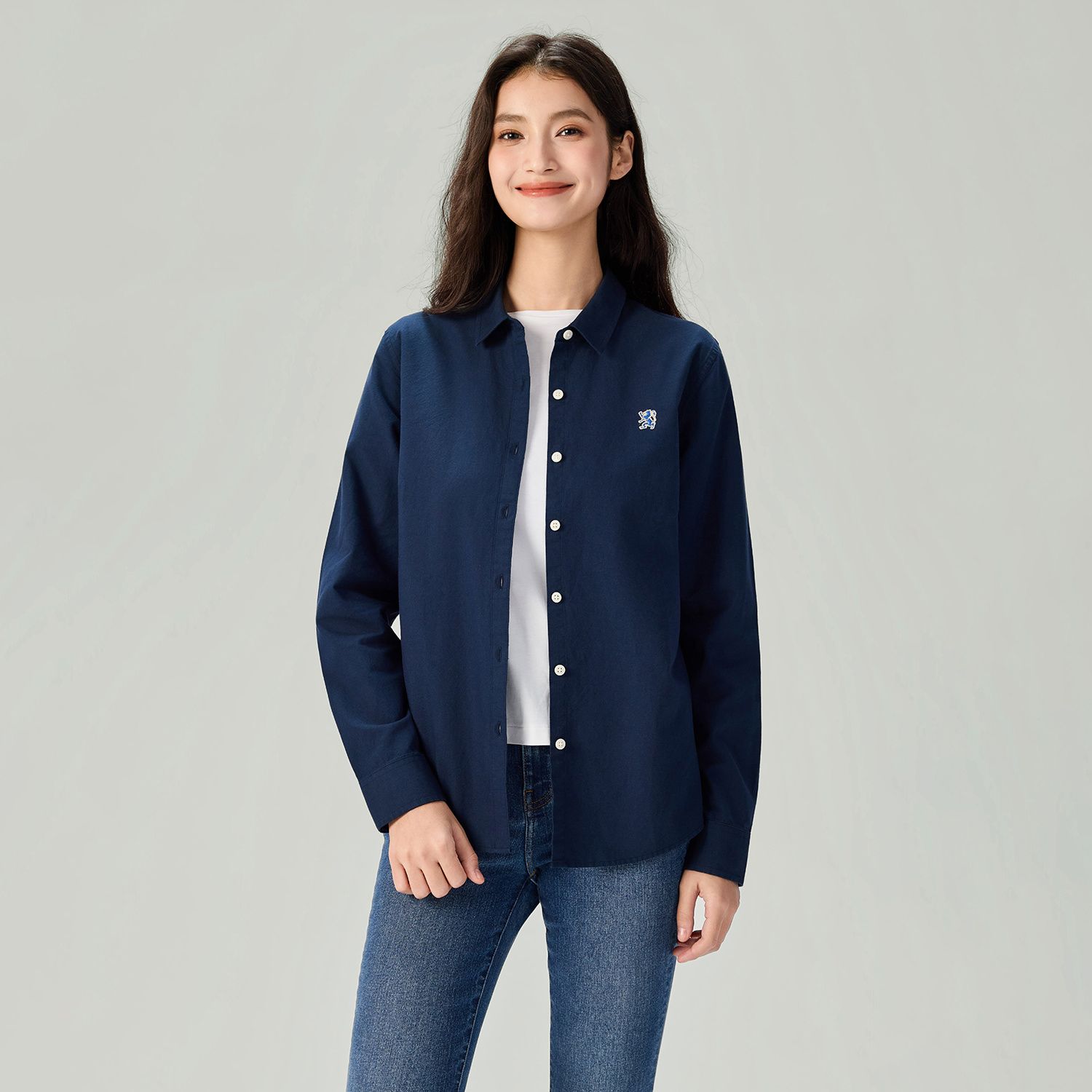 Women's Cotton Oxford Acute Collar Long Sleeve Shirt - Image 3