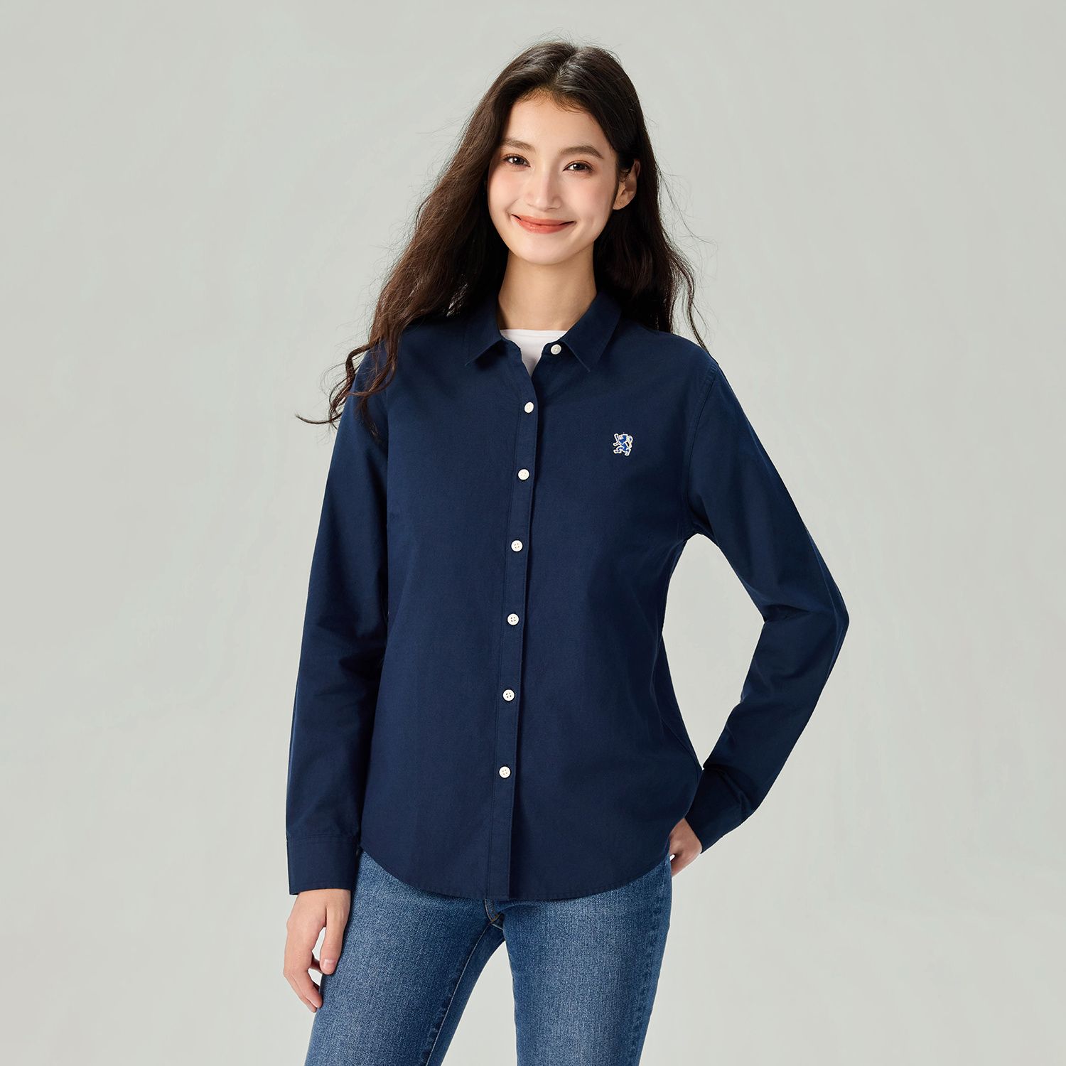 Women's Cotton Oxford Acute Collar Long Sleeve Shirt - Image 4