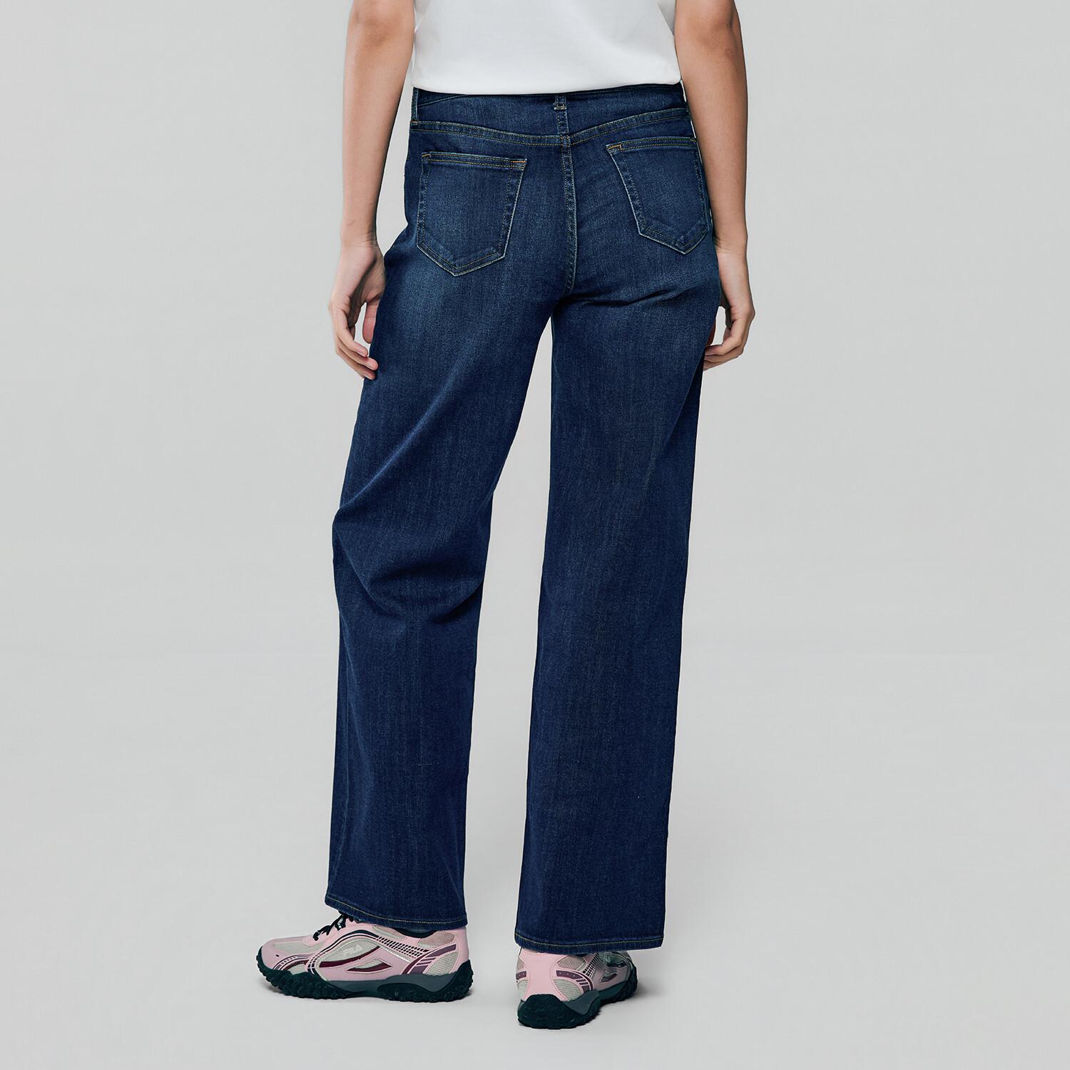 Women High Waist Loose Fit Pocket Jeans - Image 6