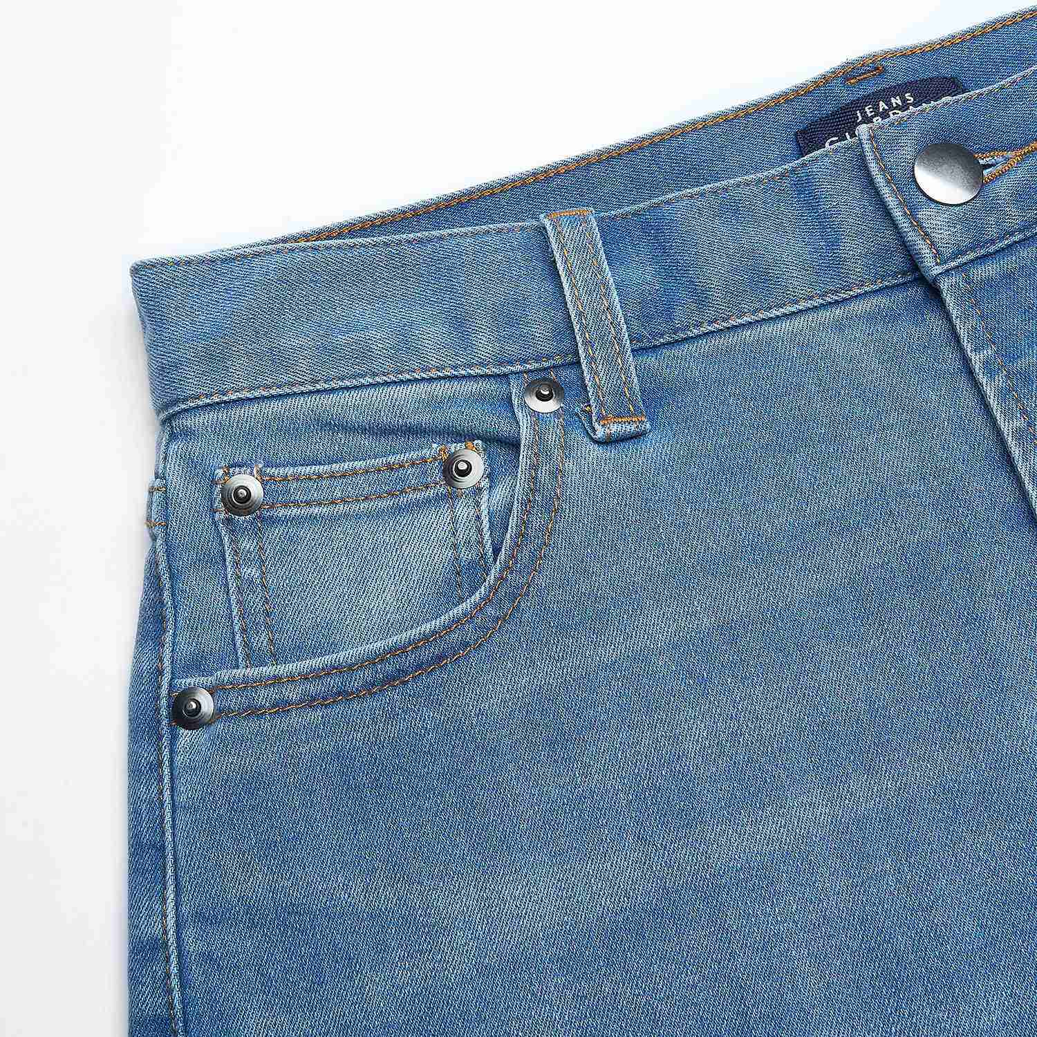 Women High Waist Loose Fit Pocket Jeans - Image 8