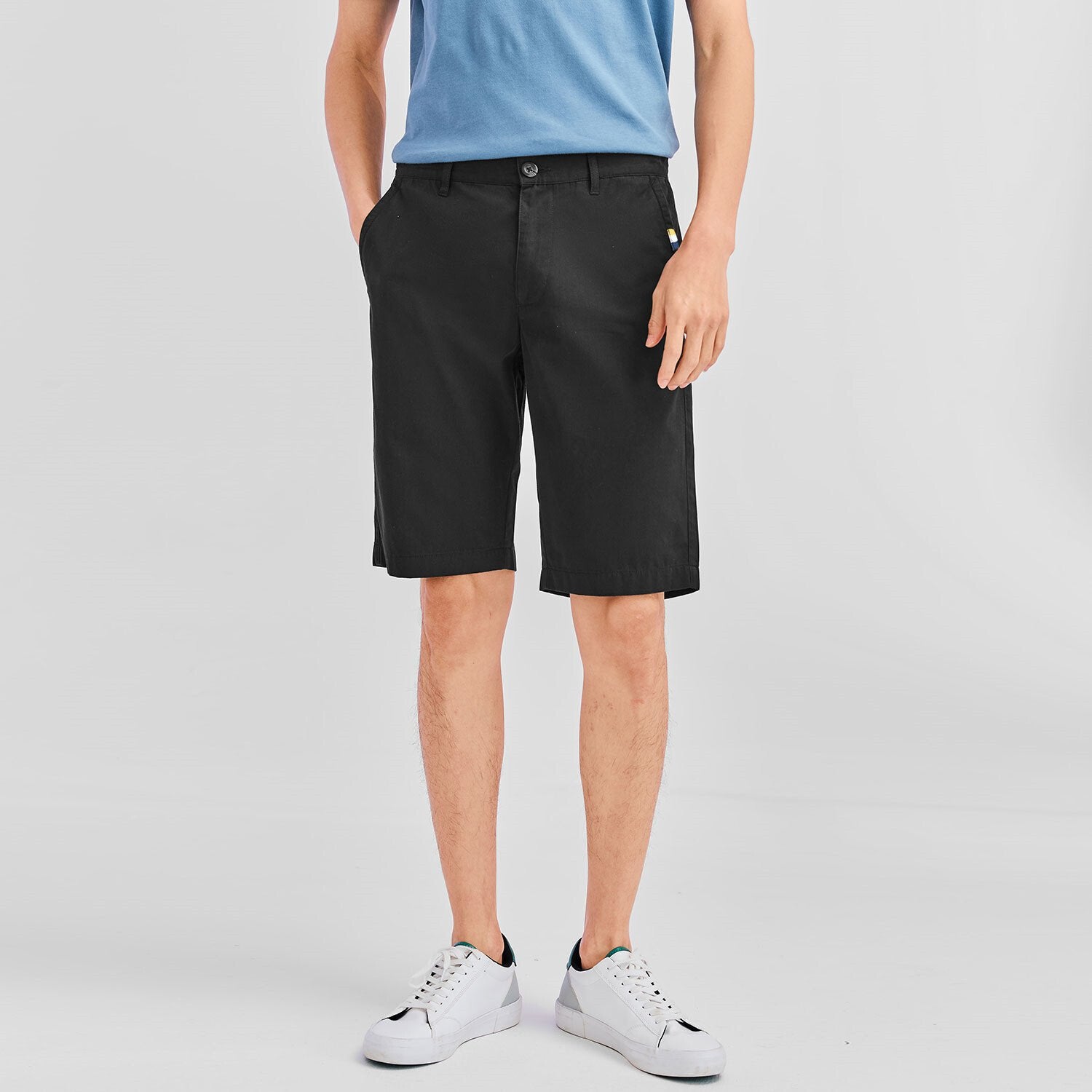 Men's Mid Rise Regular Elastic Waist Shorts - Image 1