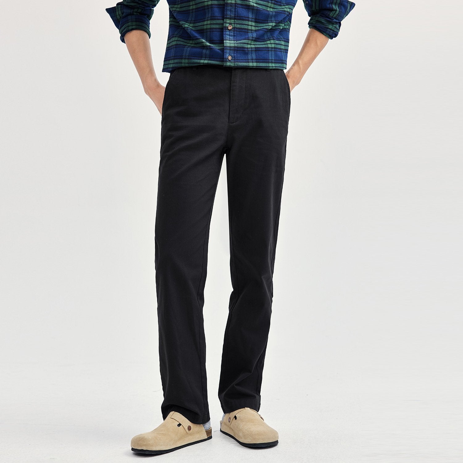 Men's Cotton Twill Mild Rise Regular Fit Khakis - Image 1