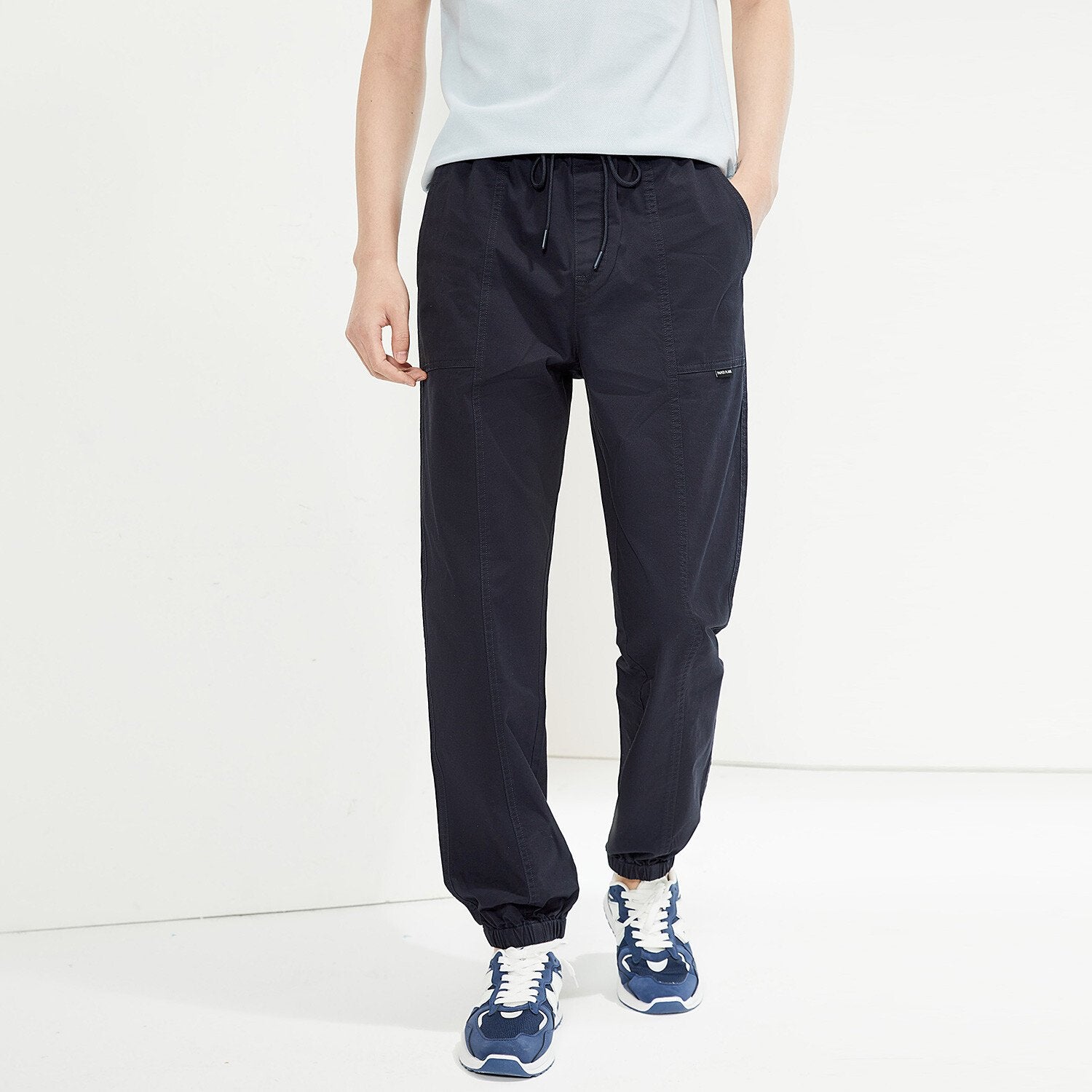 Men's Relaxed  Fit Jogger - Image 1
