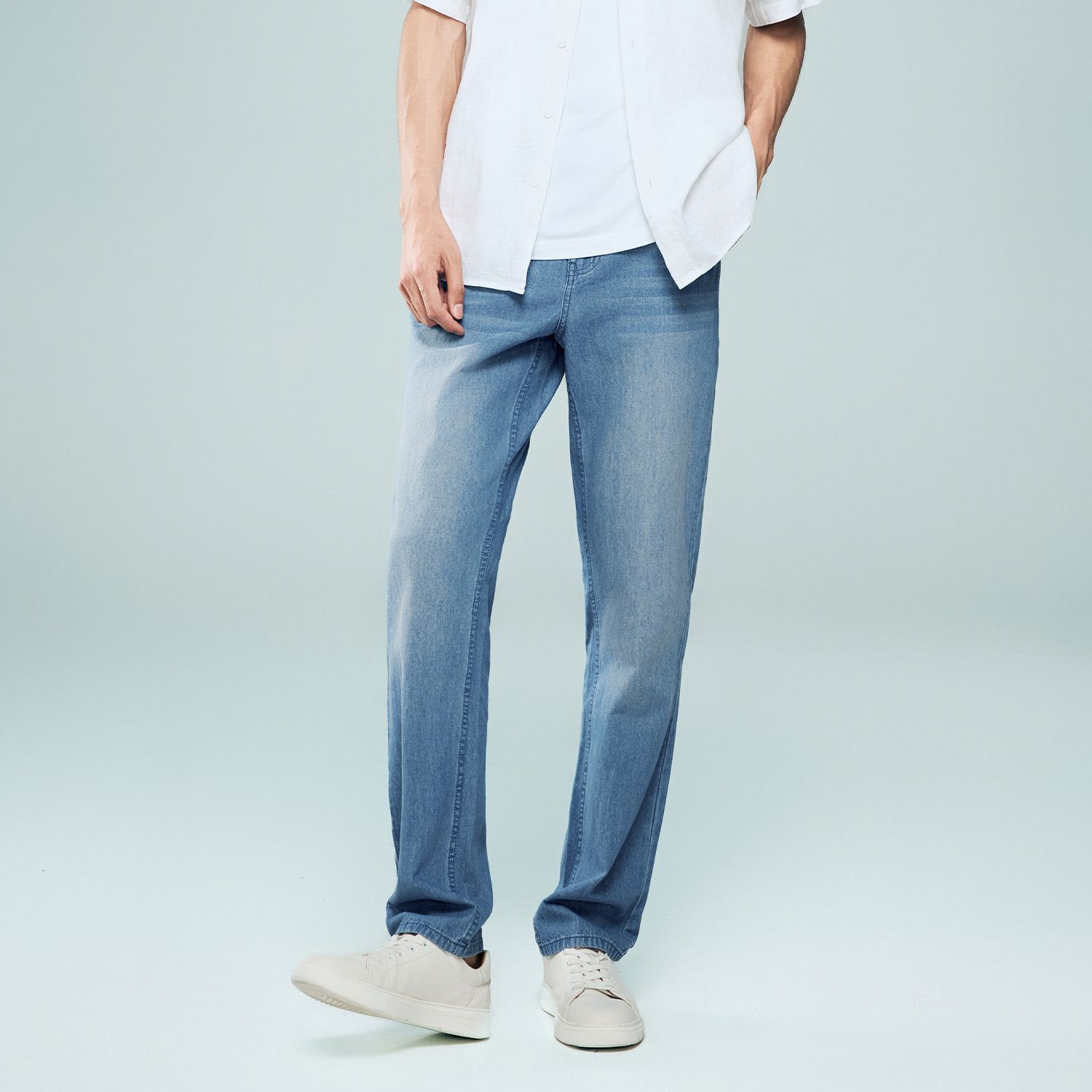 Men's Denim Mid Rise Slim Zipper Jeans - Image 1