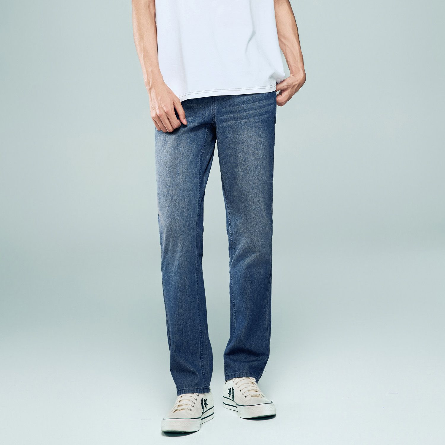 Men's Denim Mid Rise Slim Zipper Jeans - Image 3