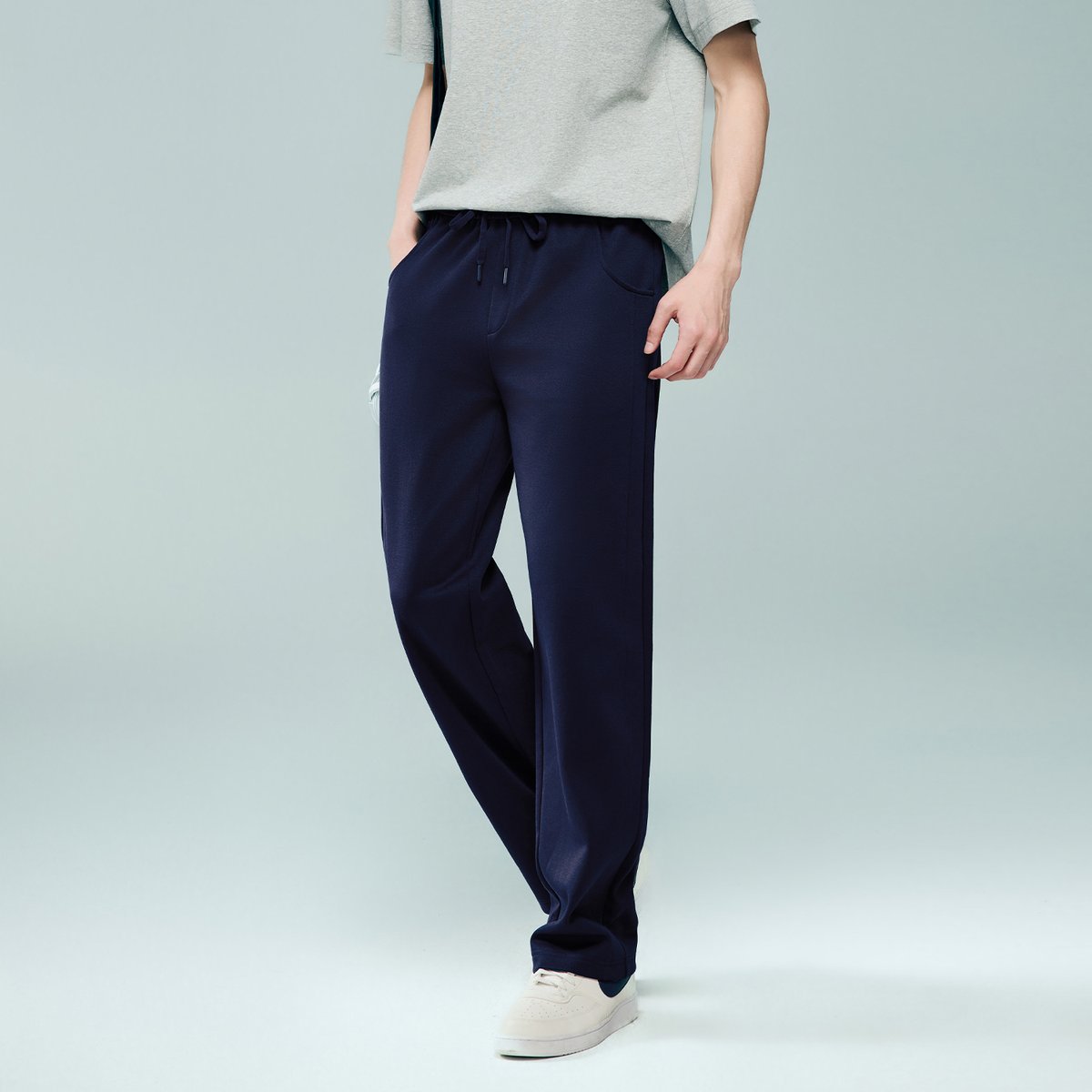 Men Mid‑Rise Regular Fit Elastic Waist Pants - Giordano Online