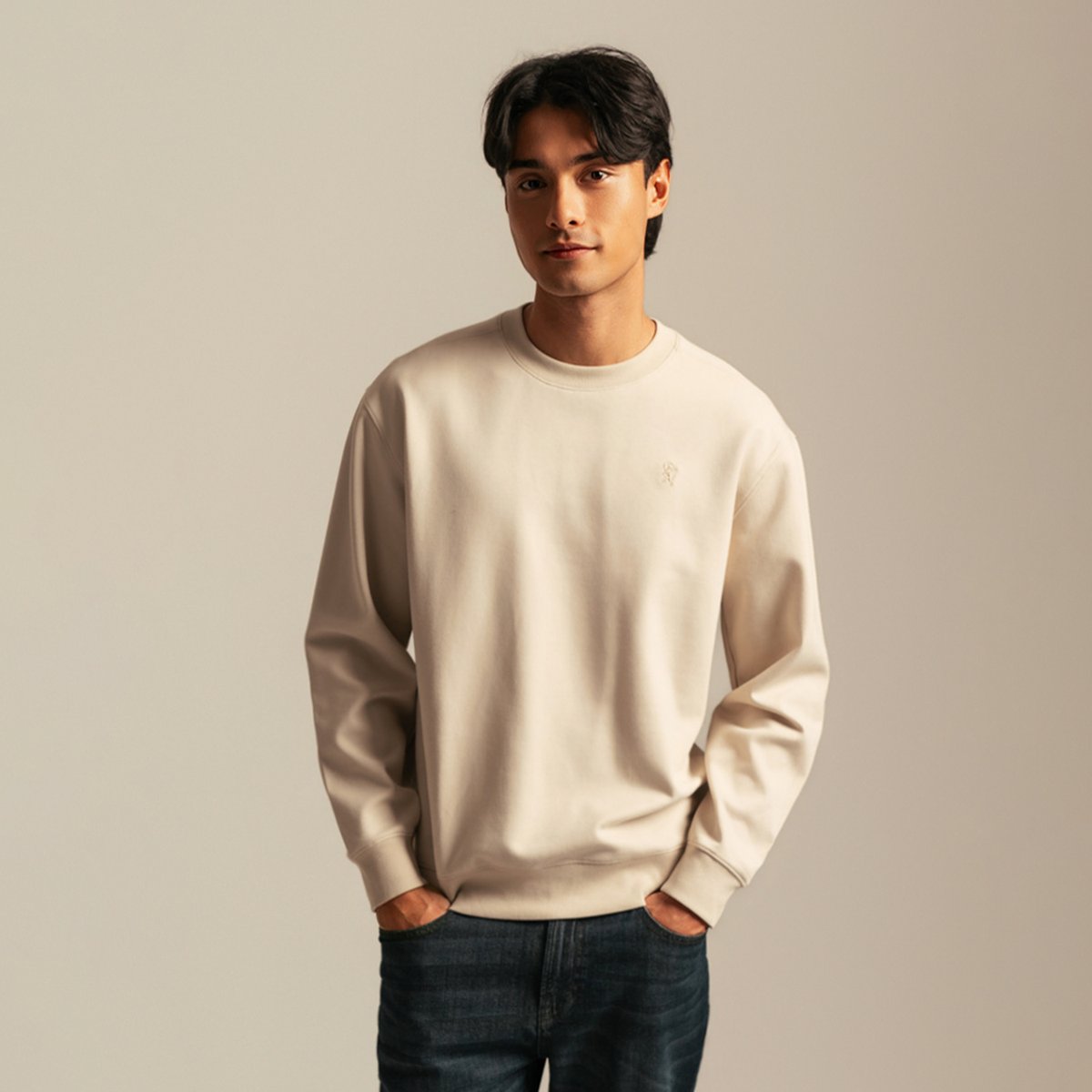 Men's French Terry Long Sleeve Relaxed Embroidery Sweatshirt - Giordano Online