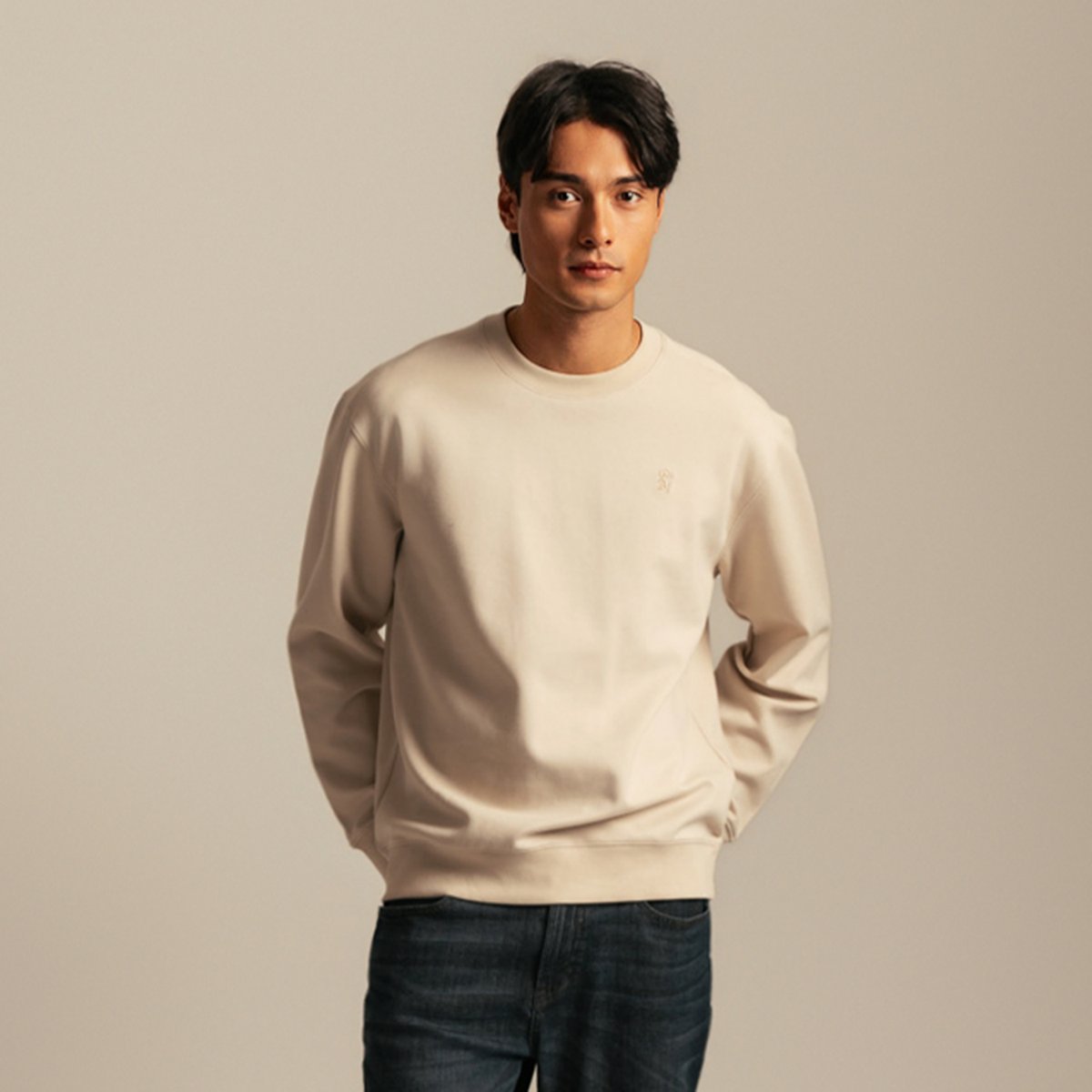Men's French Terry Long Sleeve Relaxed Embroidery Sweatshirt - Giordano Online