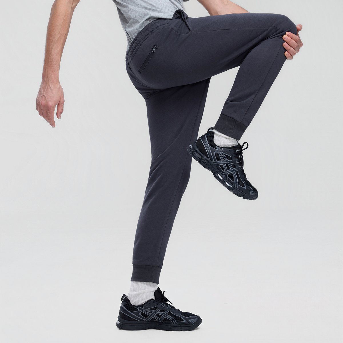 Men's French Terry Mid Rise Slim Taper Jogger - Giordano Online