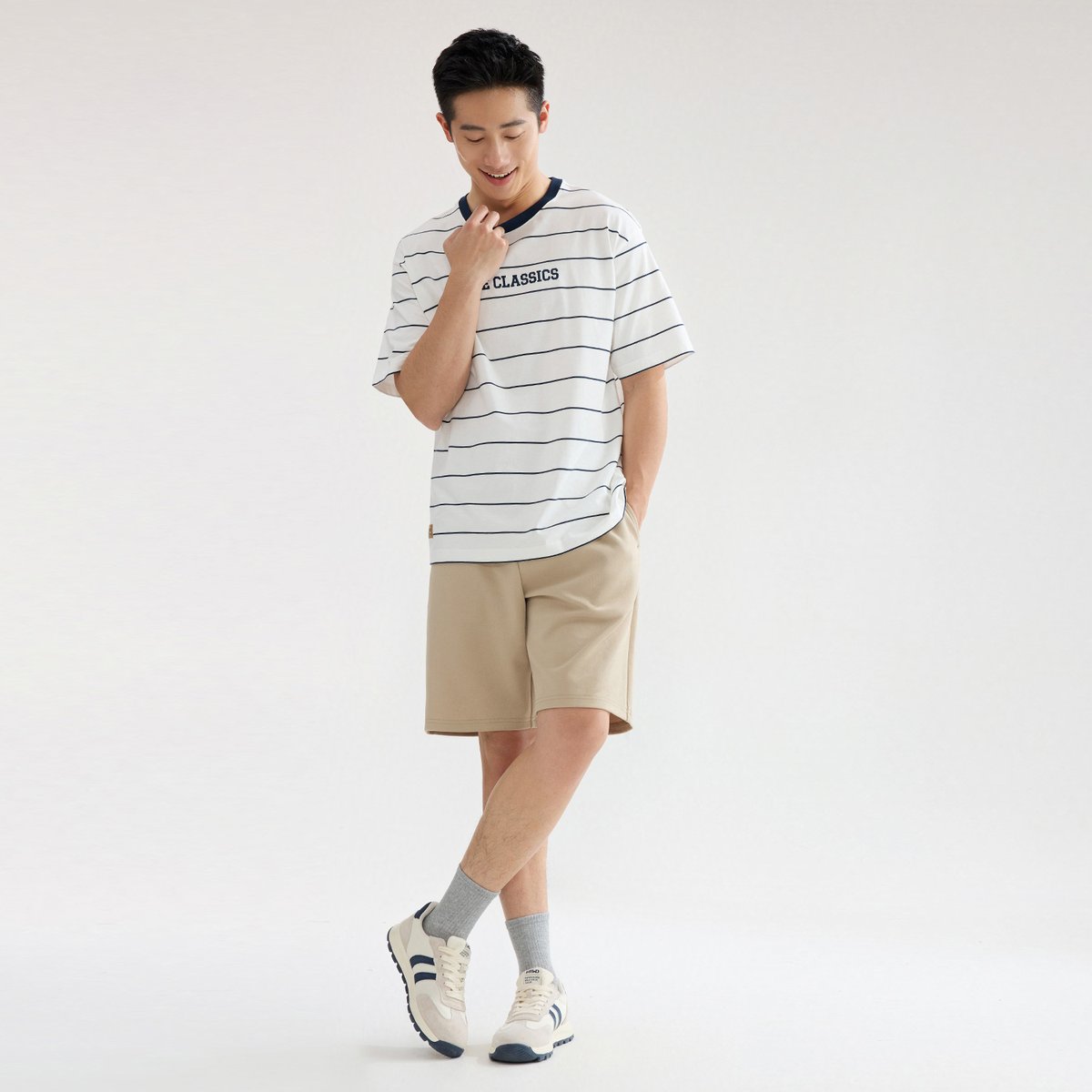 Men’s Interlock Mid‑Rise Regular Fit Elastic Waist Shorts - Giordano Online