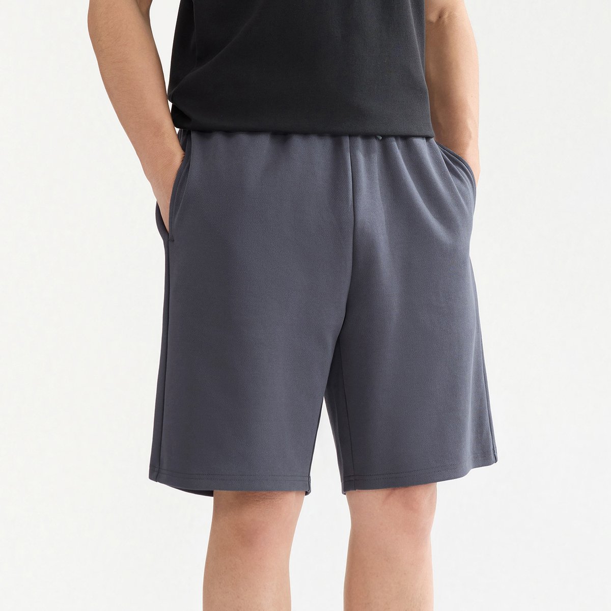Men’s Interlock Mid‑Rise Regular Fit Elastic Waist Shorts - Giordano Online