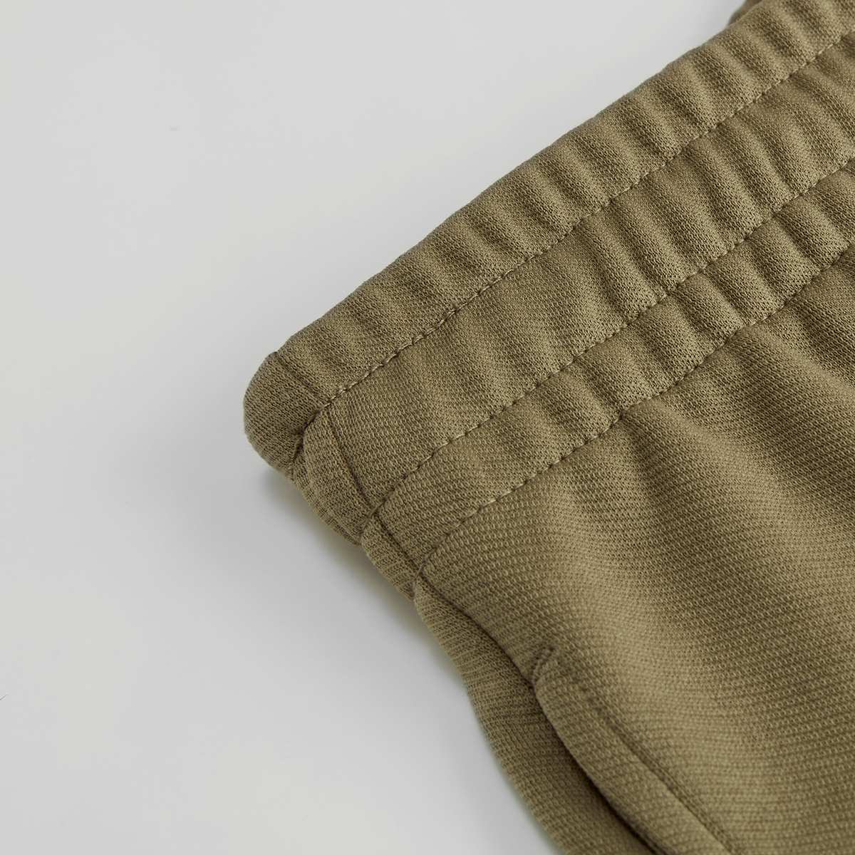 Men’s Interlock Mid‑Rise Regular Fit Elastic Waist Shorts - Giordano Online