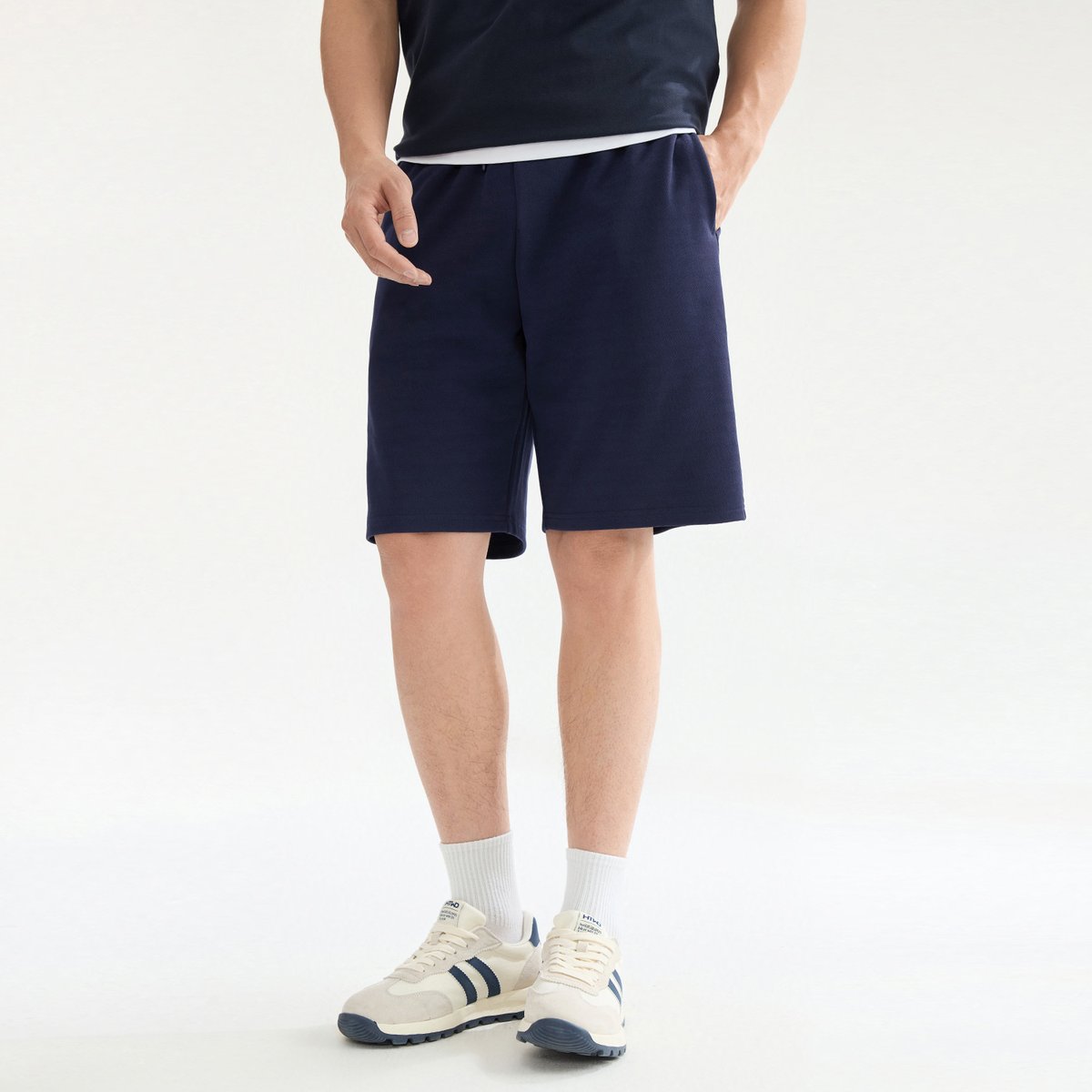 Men’s Interlock Mid‑Rise Regular Fit Elastic Waist Shorts - Giordano Online