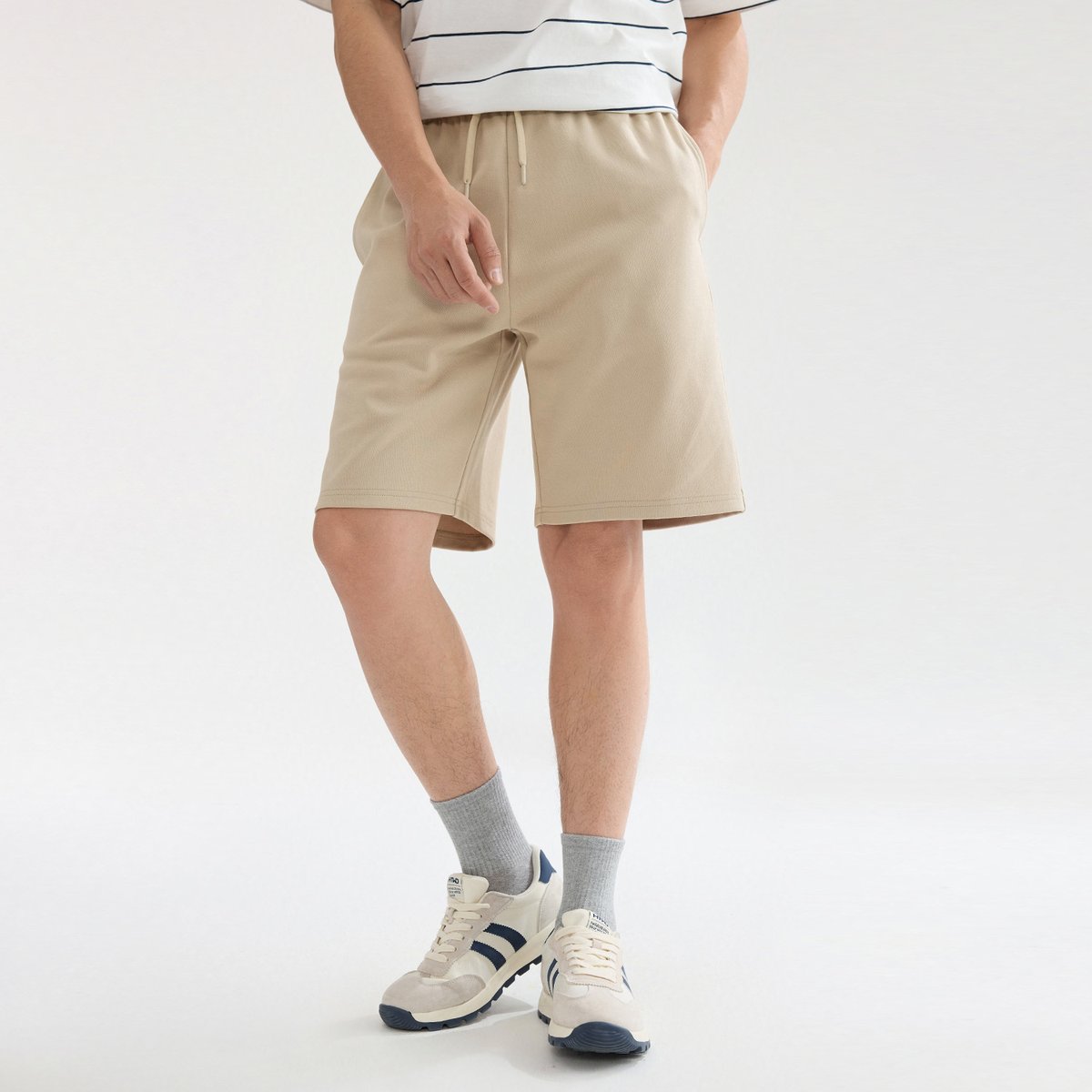 Men’s Interlock Mid‑Rise Regular Fit Elastic Waist Shorts - Giordano Online