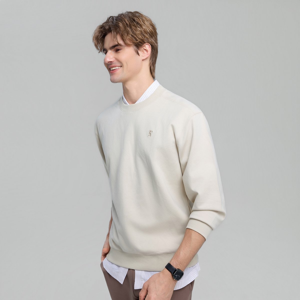 Men’s Relaxed Crew Neck Embroidery Sweatshirt - Giordano Online