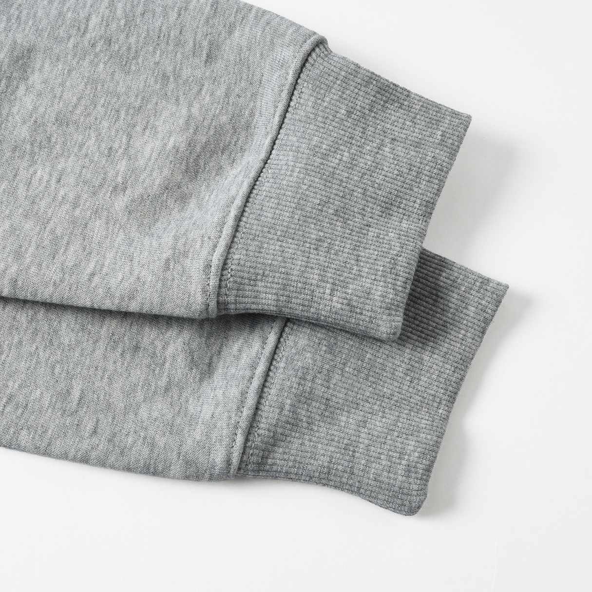 Men's Relaxed Fit Refined Casual Logo Print Sweatshirt - Grey - Giordano Online