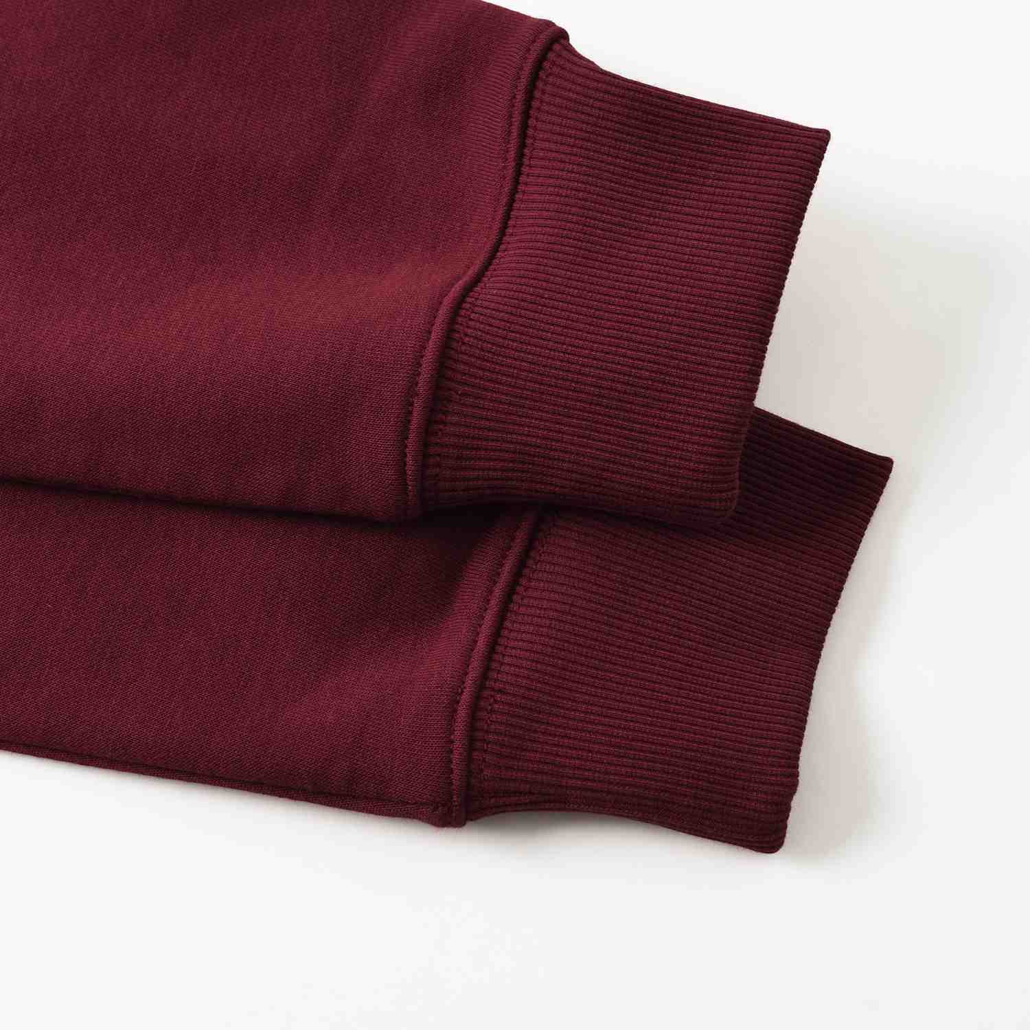 Men's Relaxed Fit Refined Casual Logo Print Sweatshirt - Red - Giordano Online