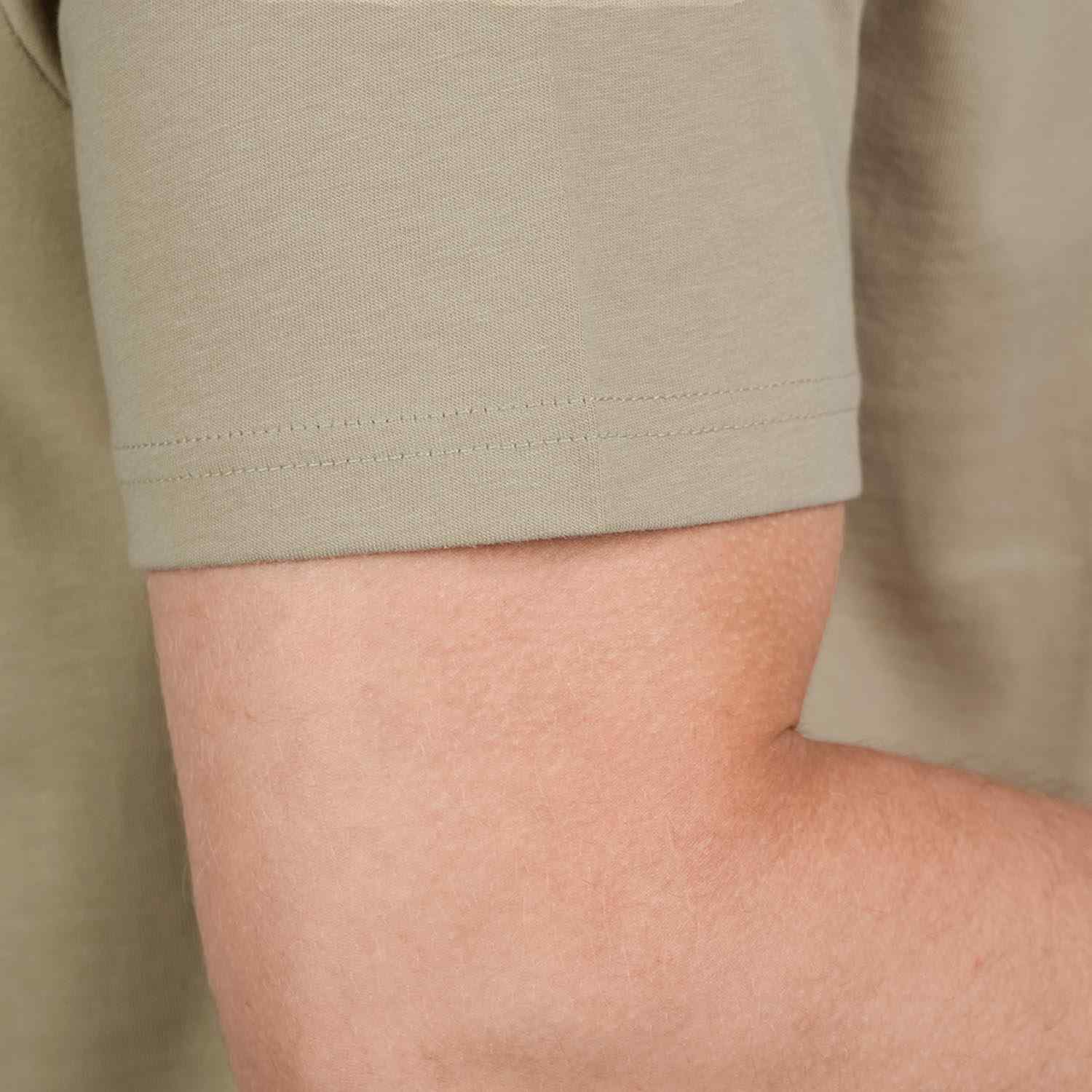 Men's Signature Print Tee - Khaki - Giordano Online