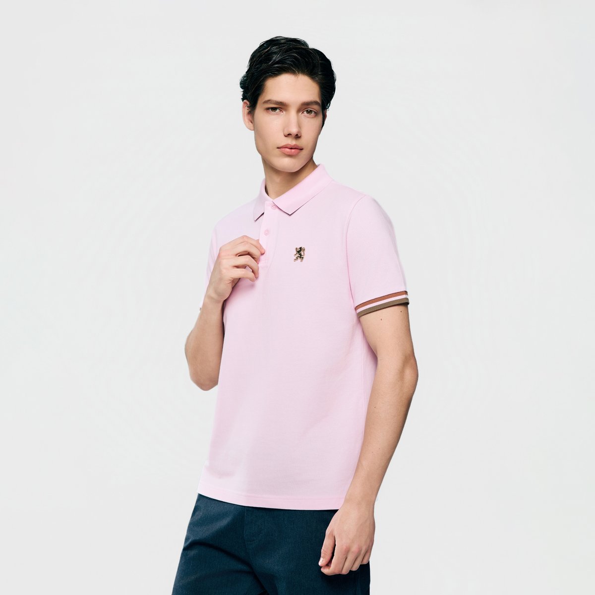 Men's Slim Fit Embroidered Solid Polo - Giordano Online