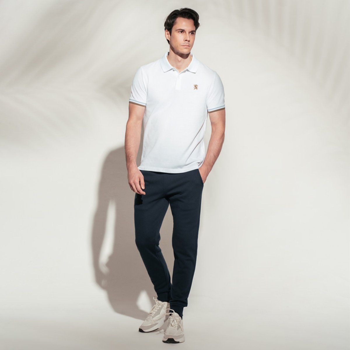 Men’s Slim Tapered Air Double Knit Joggers - Giordano Online