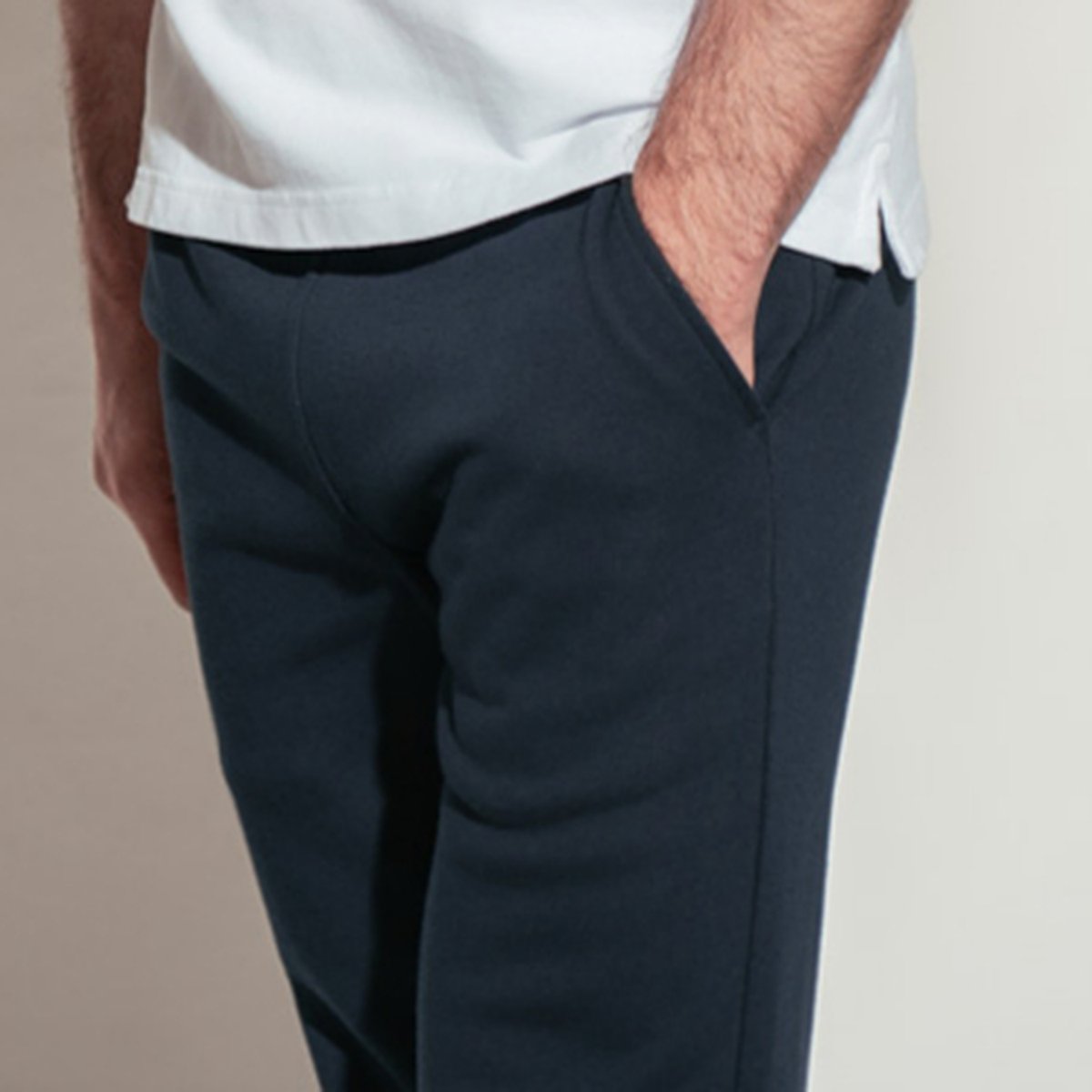 Men’s Slim Tapered Air Double Knit Joggers - Giordano Online