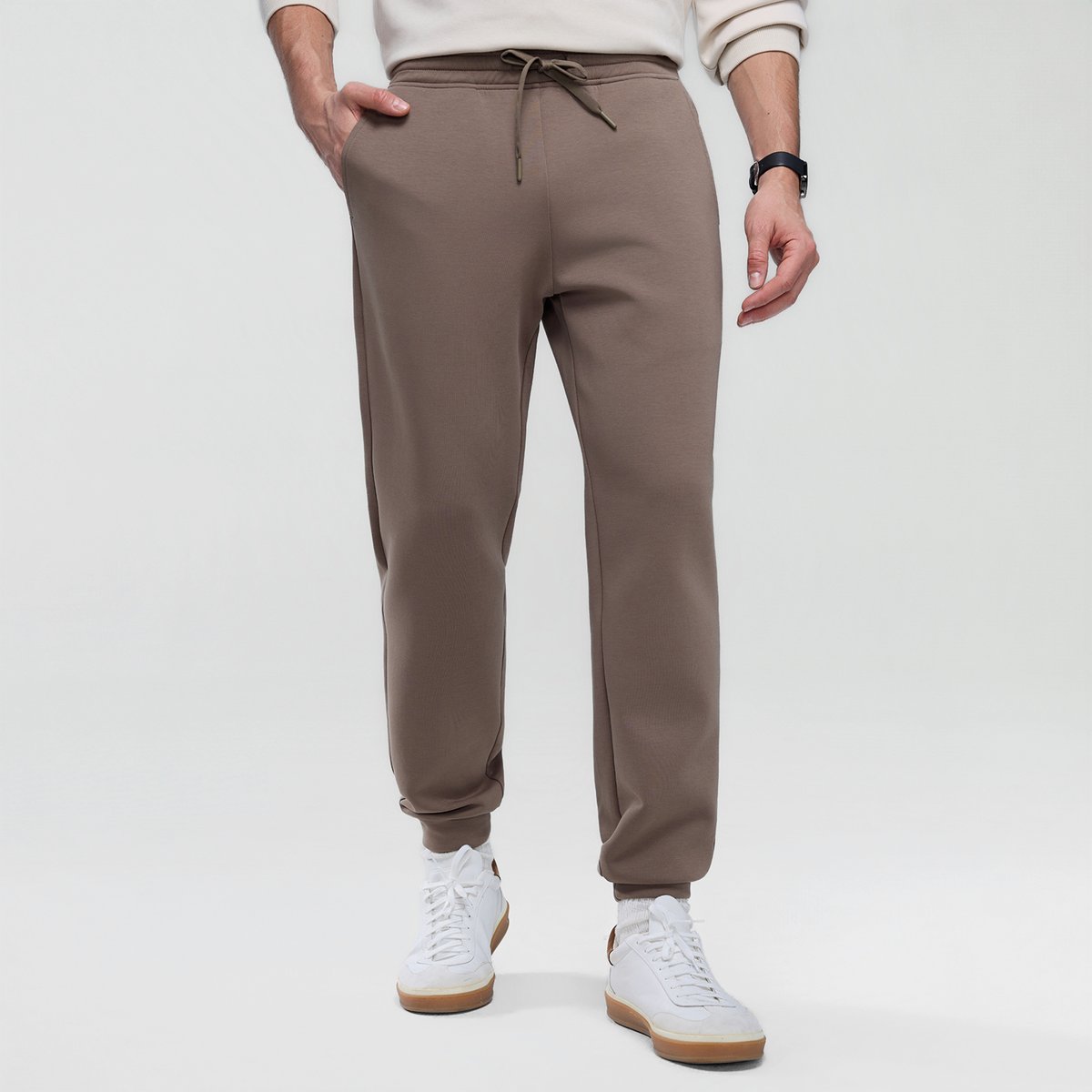 Men’s Slim Tapered Air Double Knit Joggers - Giordano Online