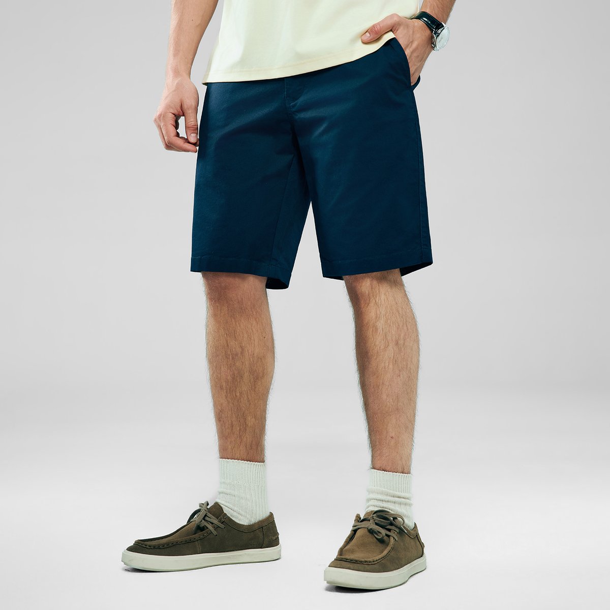 Men’s Slim Twill Bermuda Shorts with Stretch Waist - Giordano Online