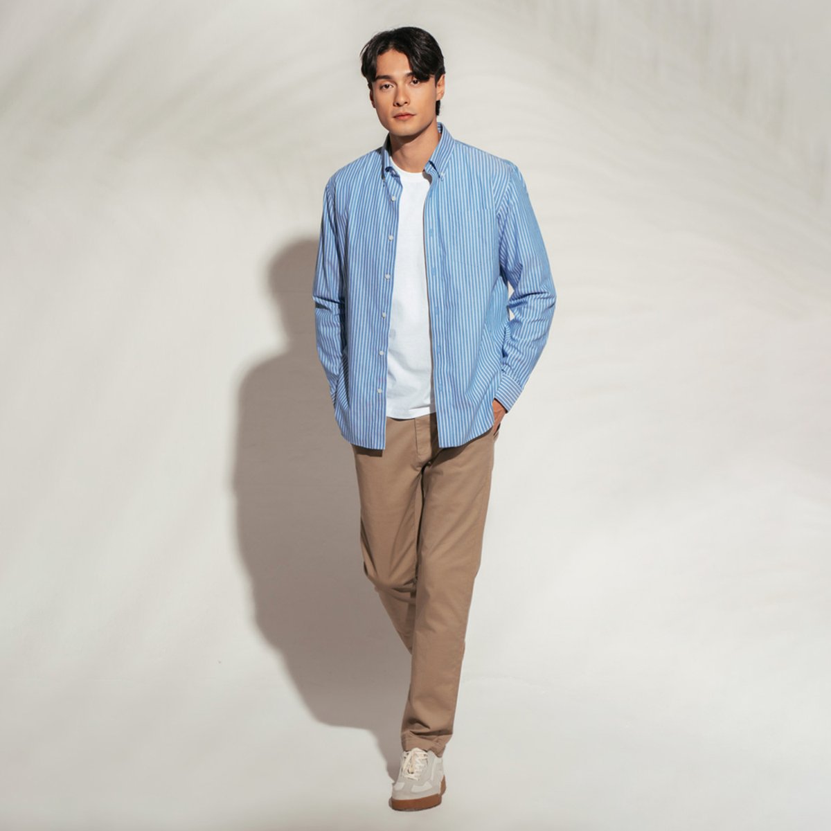 Men's Twill Low Rise Slim Taper Khaki Pant - Giordano Online