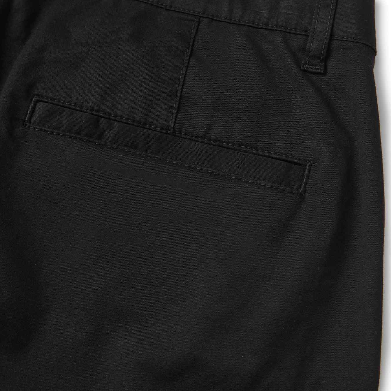 Men's Twill Low Rise Slim Tapered Bermuda - Giordano Online