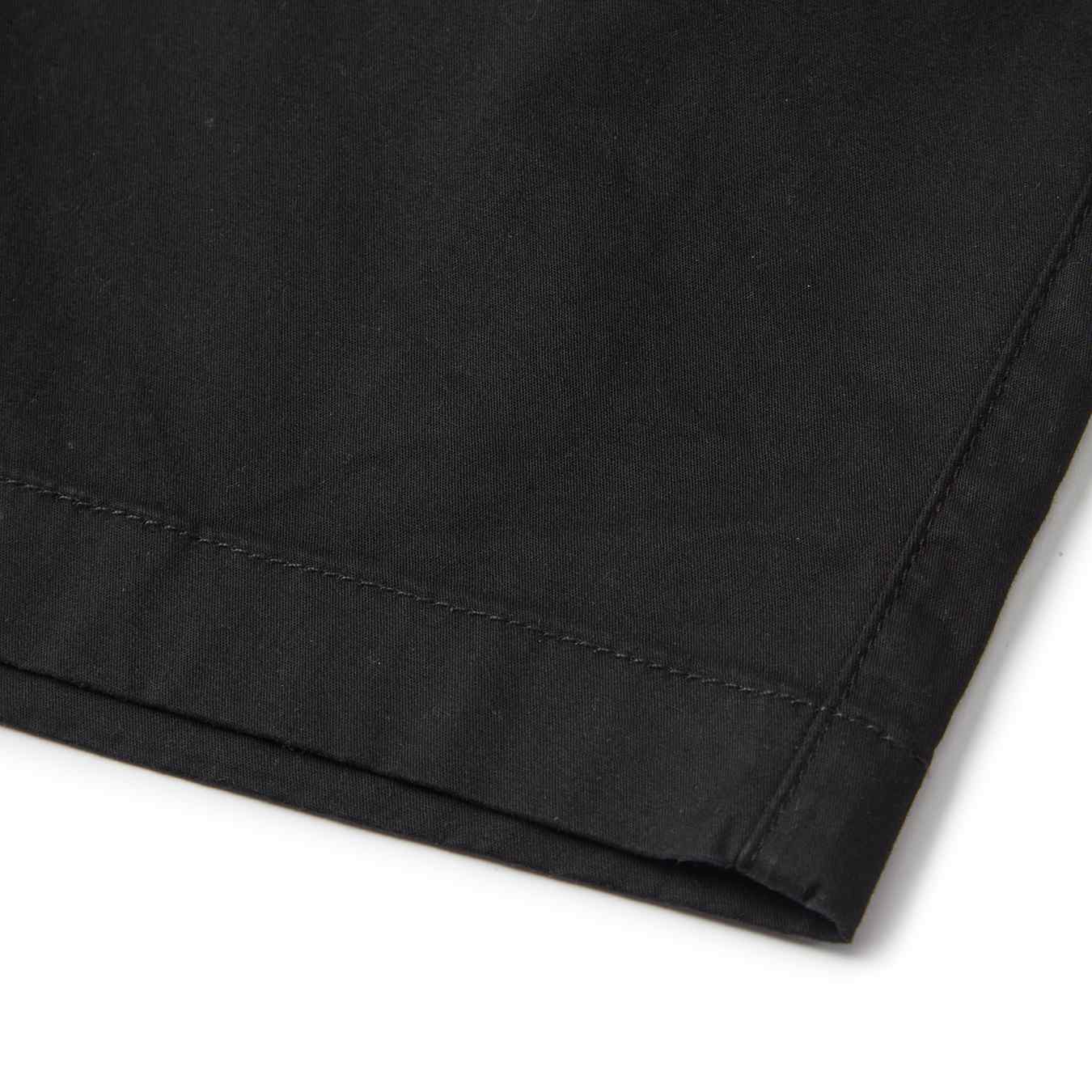 Men's Twill Low Rise Slim Tapered Bermuda - Giordano Online