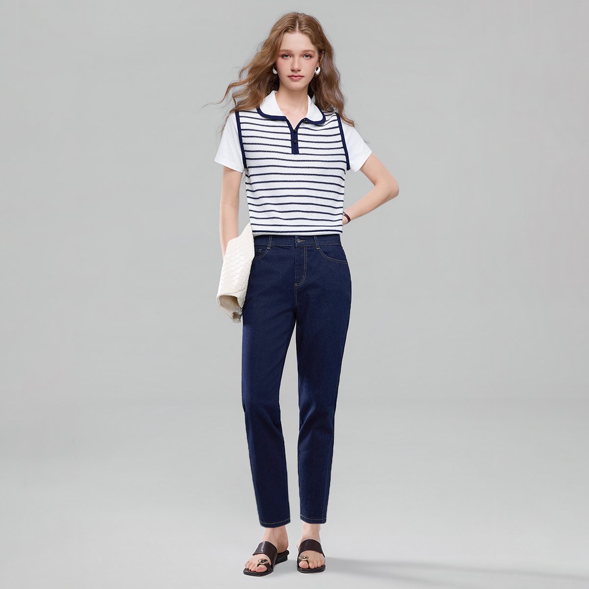 Women’s High‑Waist Ultra Stretch Straight Denim Jeans - Giordano Online