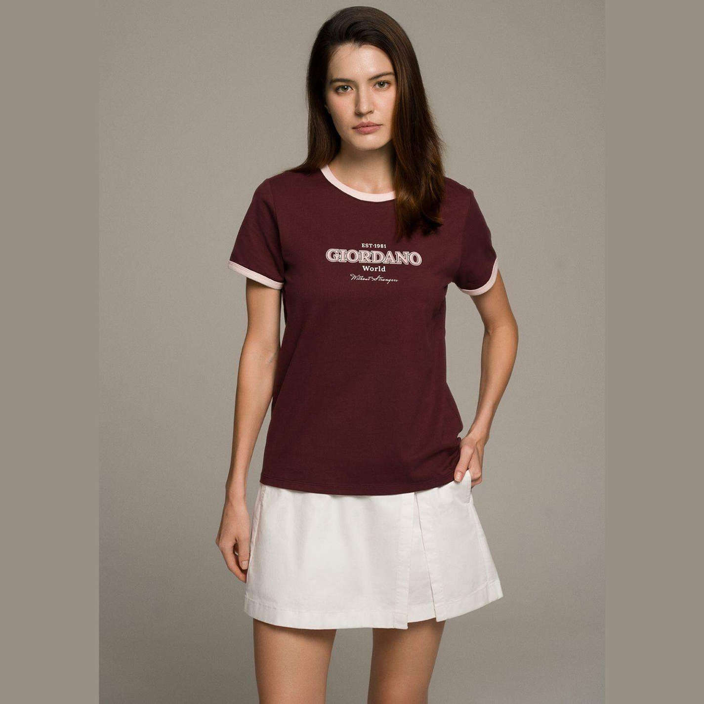 Women's Signature Print Tee | Comfort Fit Crew Neck - Giordano Online